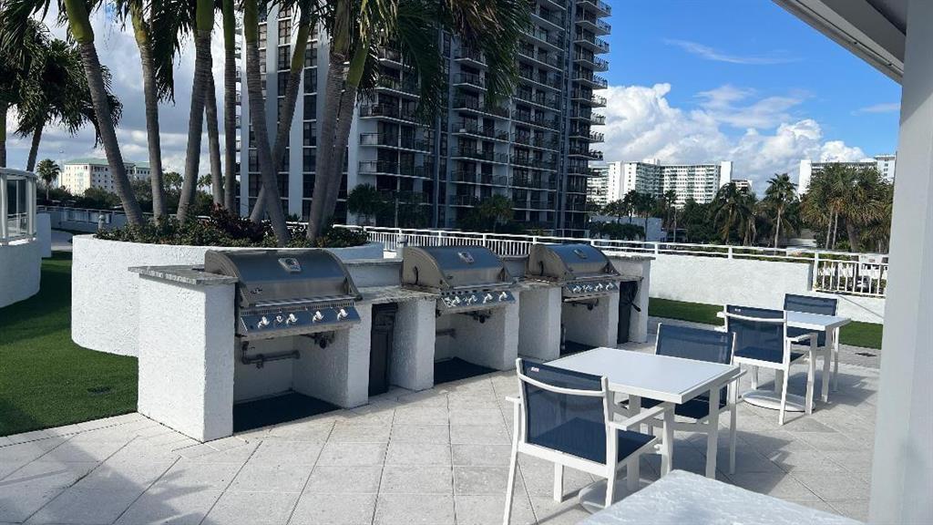 3015 N Ocean Boulevard 14k Property Photo 25