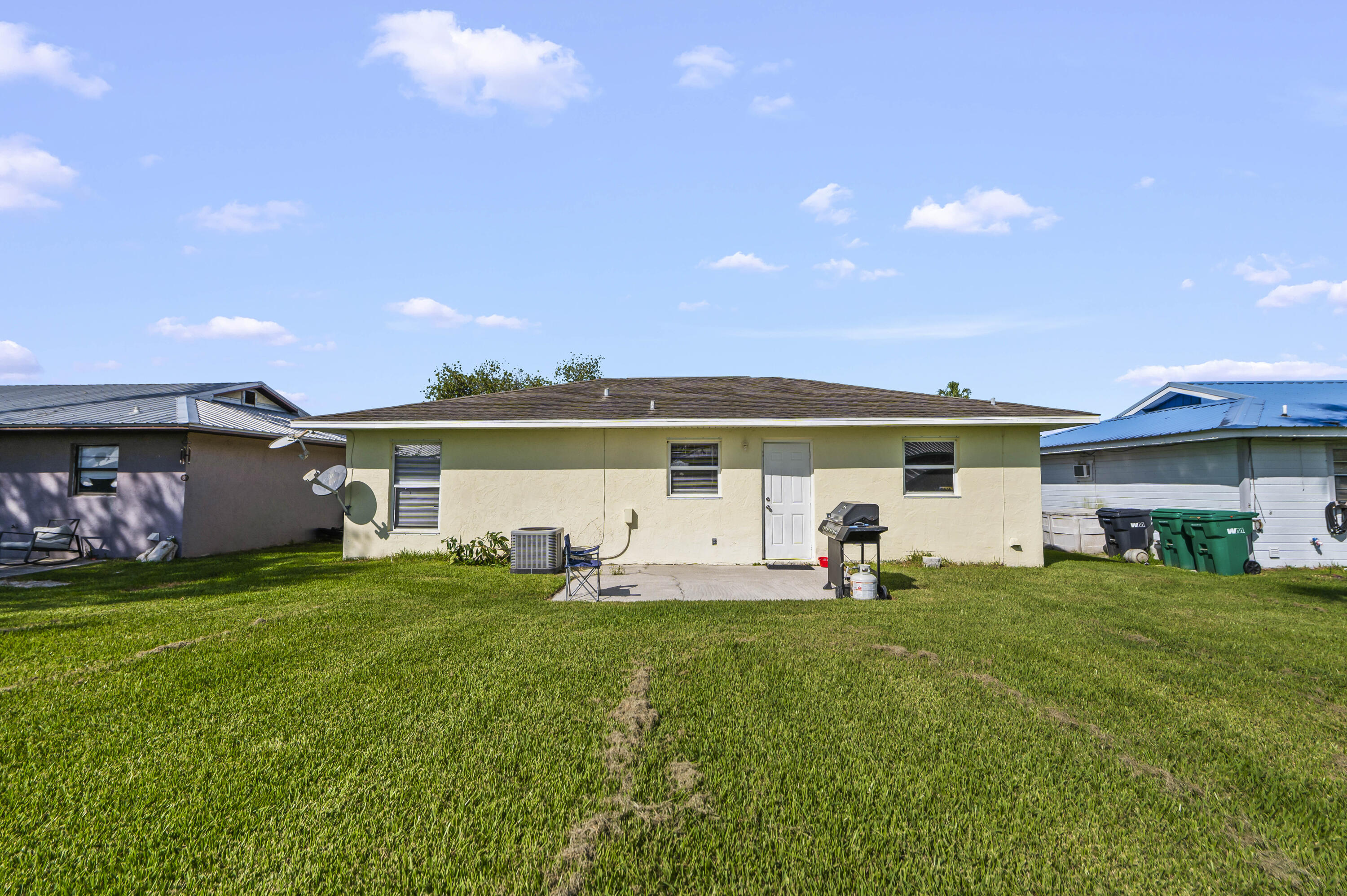 5200 Se 42nd Trace Property Photo 14