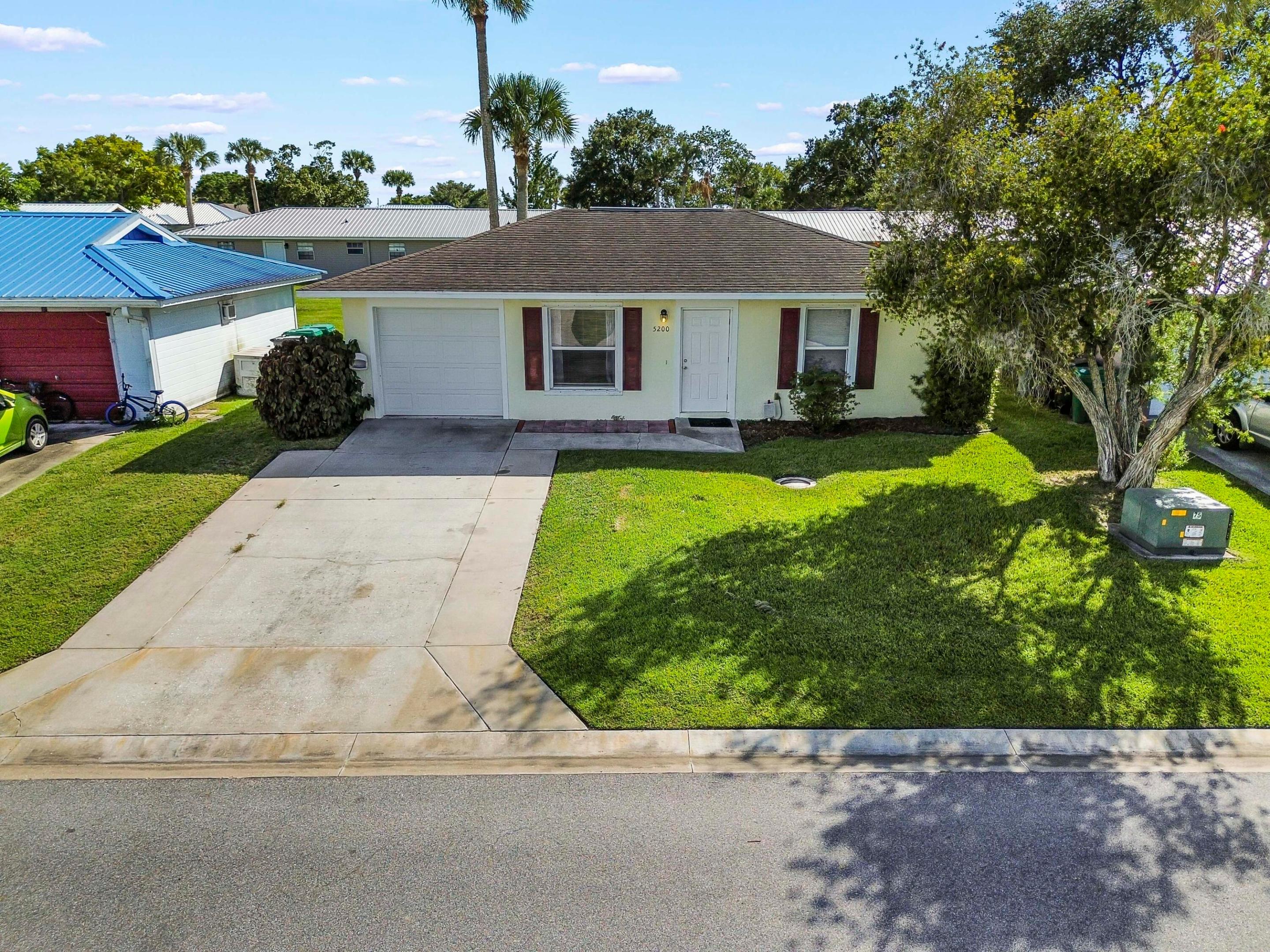 5200 Se 42nd Trace Property Photo 15