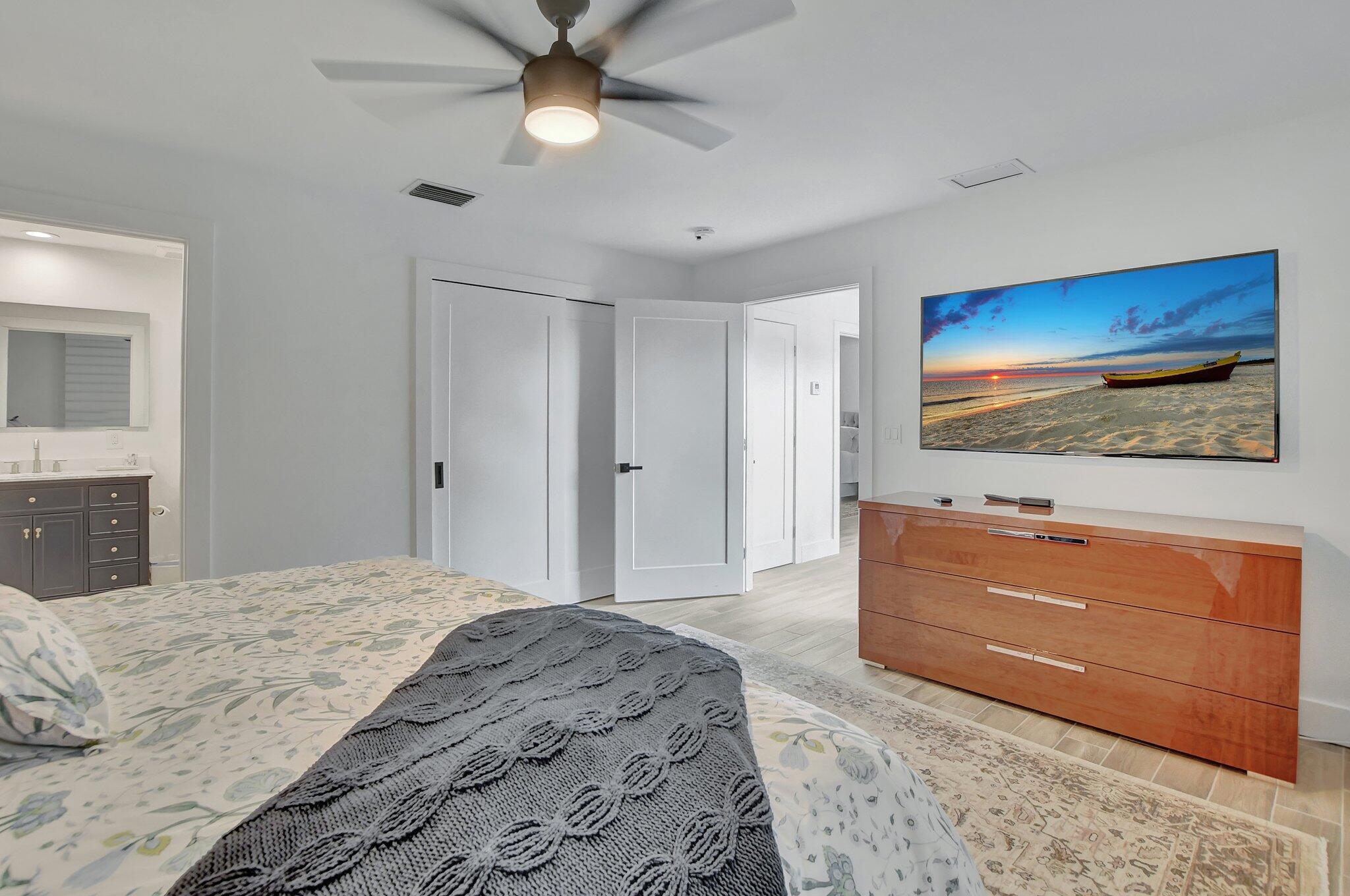 7477 Campo Florido Property Photo 26