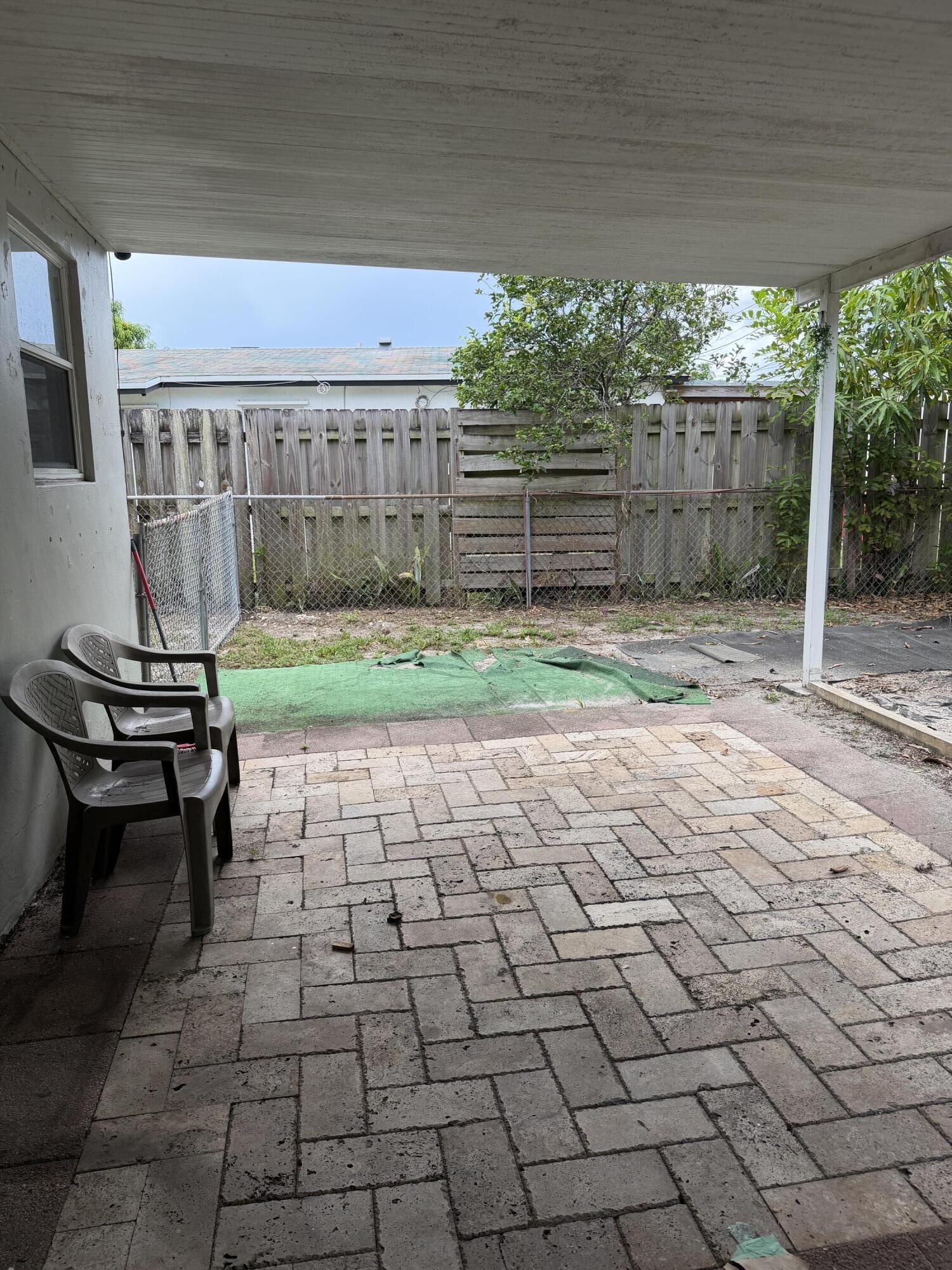 1501 N 70th Way Property Photo 3
