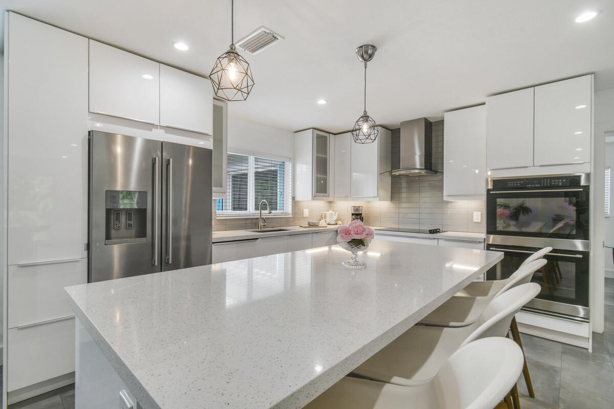 1182 Beach Road Property Photo 9