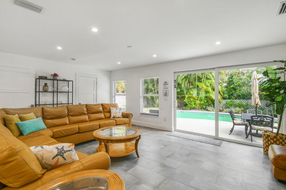 1182 Beach Road Property Photo 15