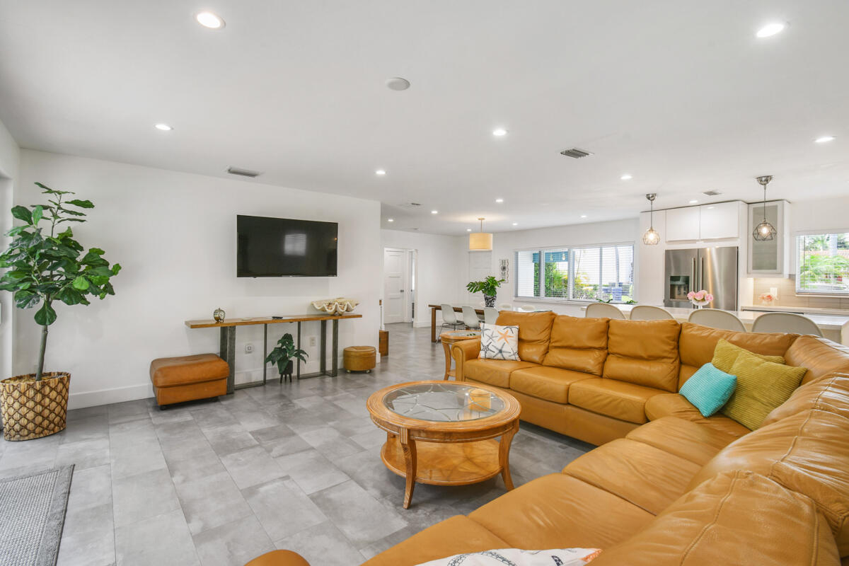 1182 Beach Road Property Photo 17