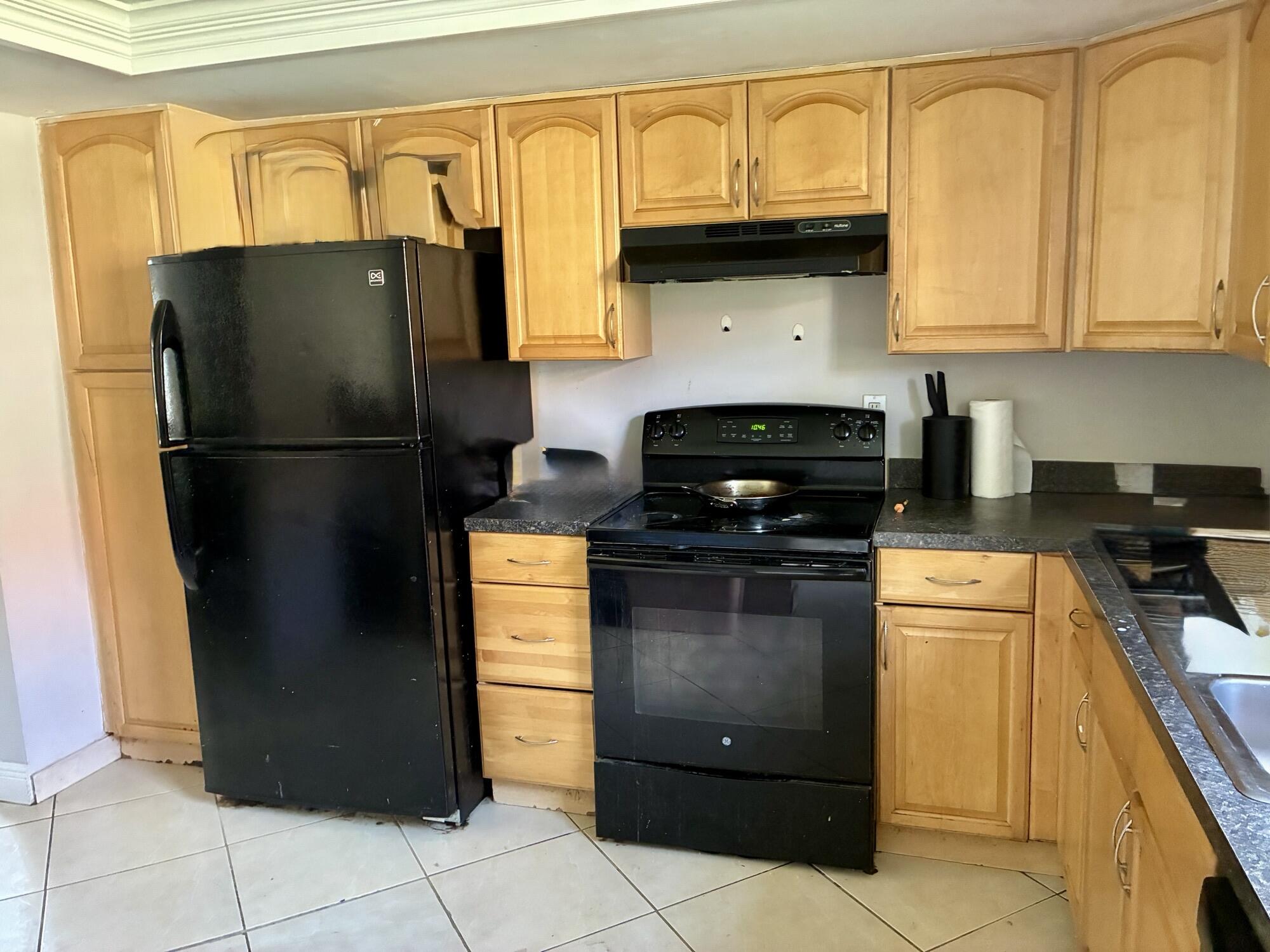 3056 Riverside 1c Property Photo 5