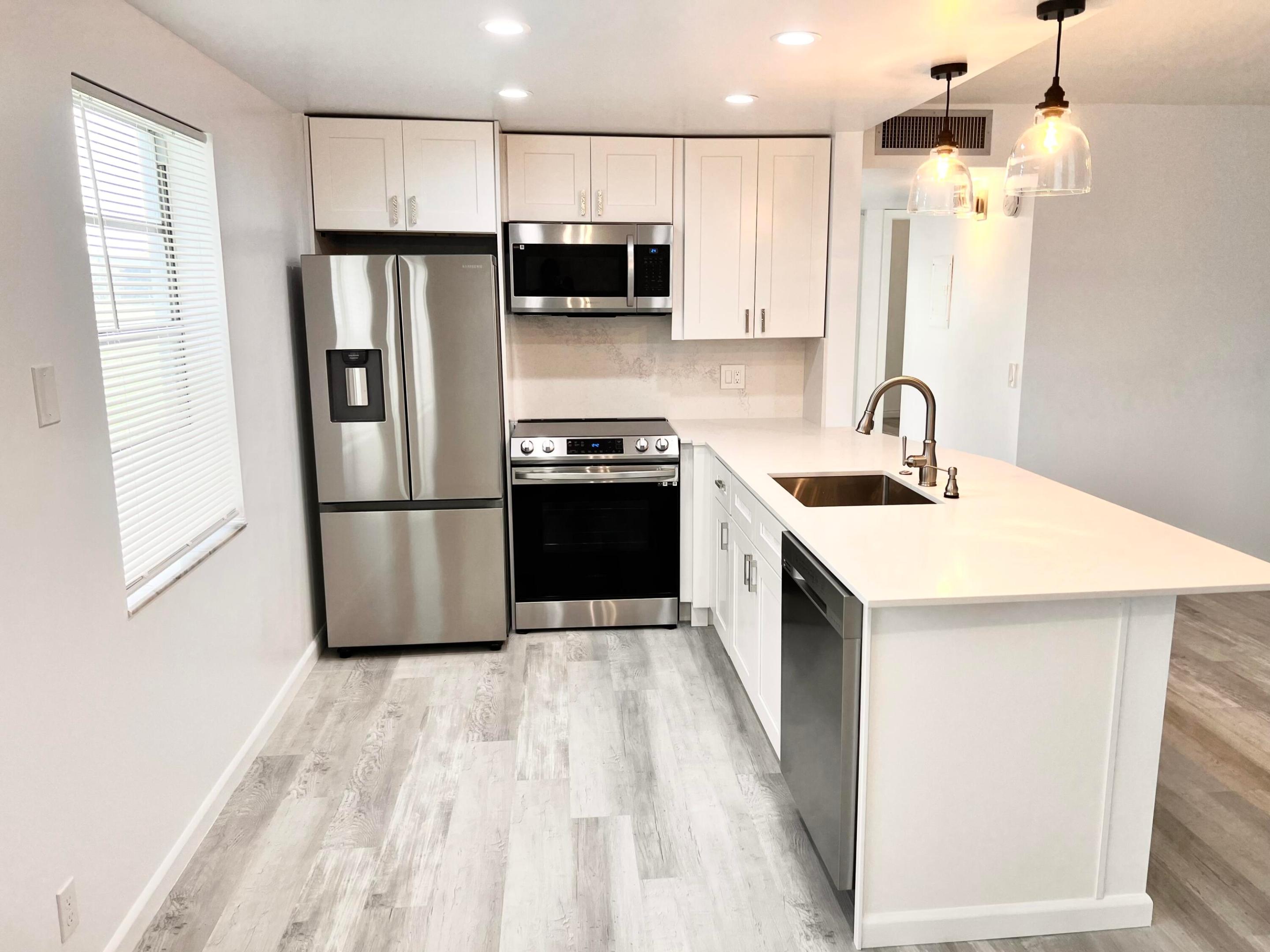 58 Normandy B Property Photo 2