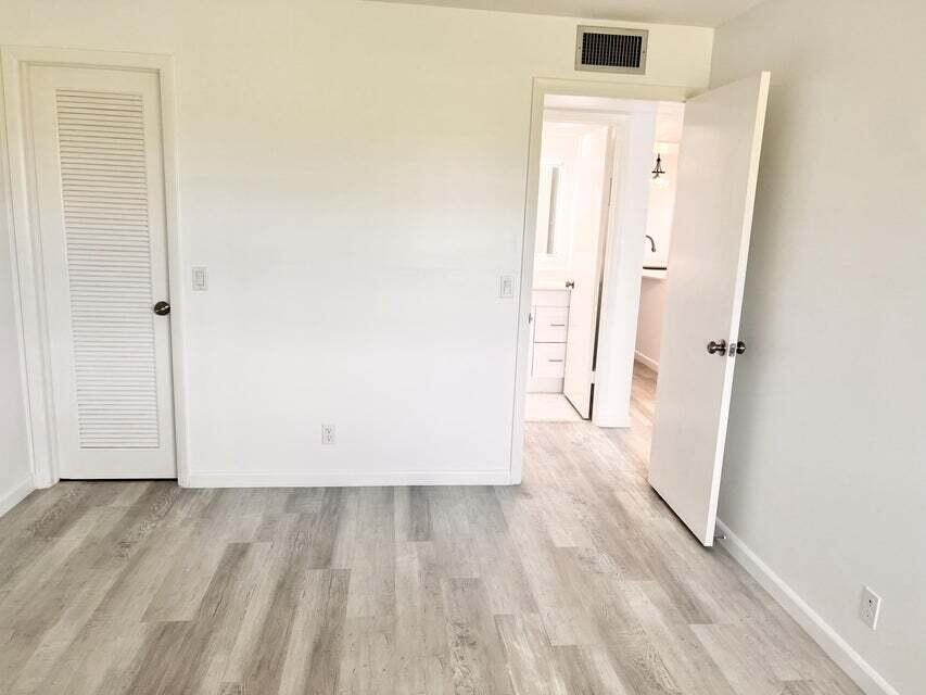 58 Normandy B Property Photo 14