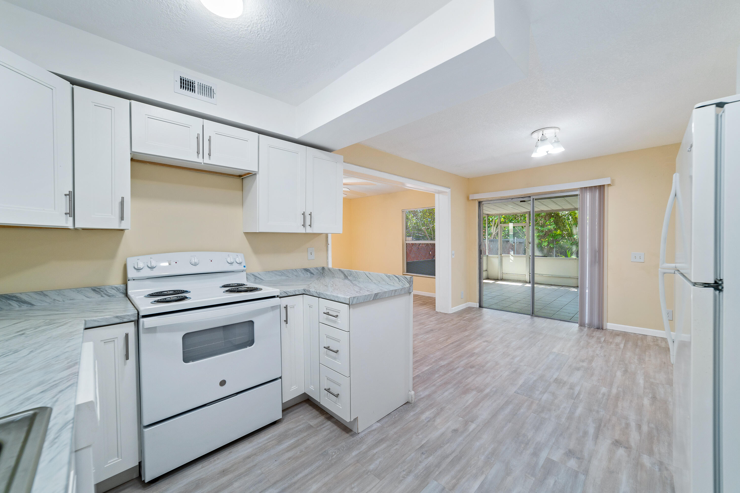 276 Sunshine Drive Property Photo 15