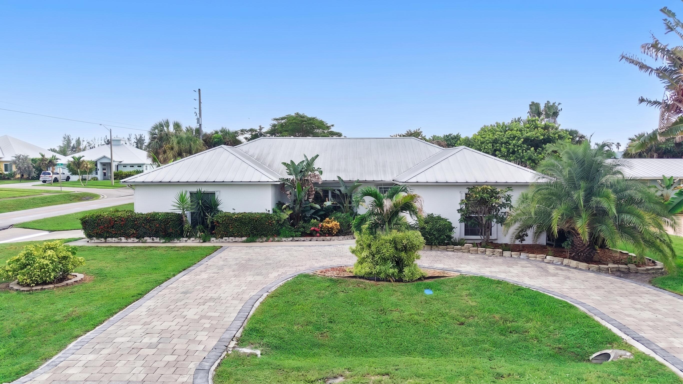 1577 THUMB POINT Drive Property Photo 1