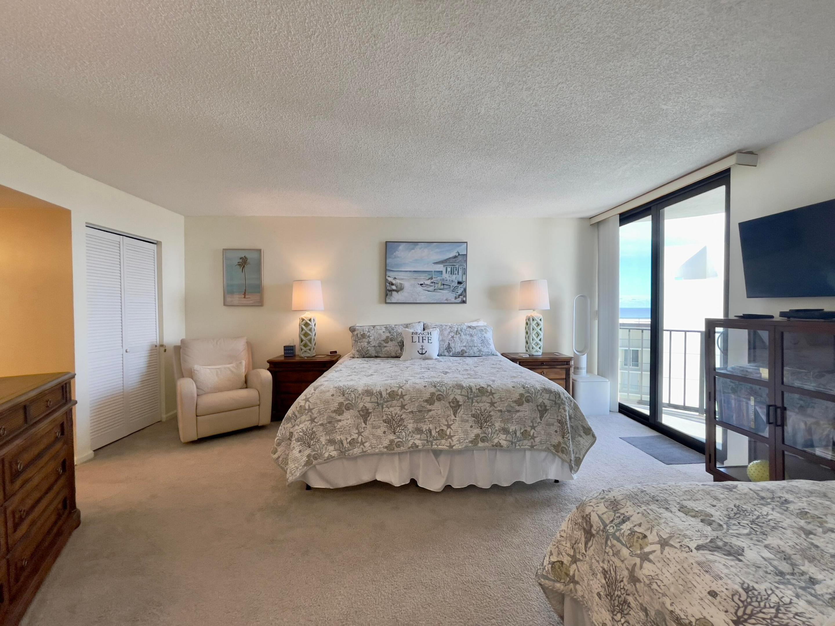 5420 N Ocean Avenue 1006 Property Photo 25
