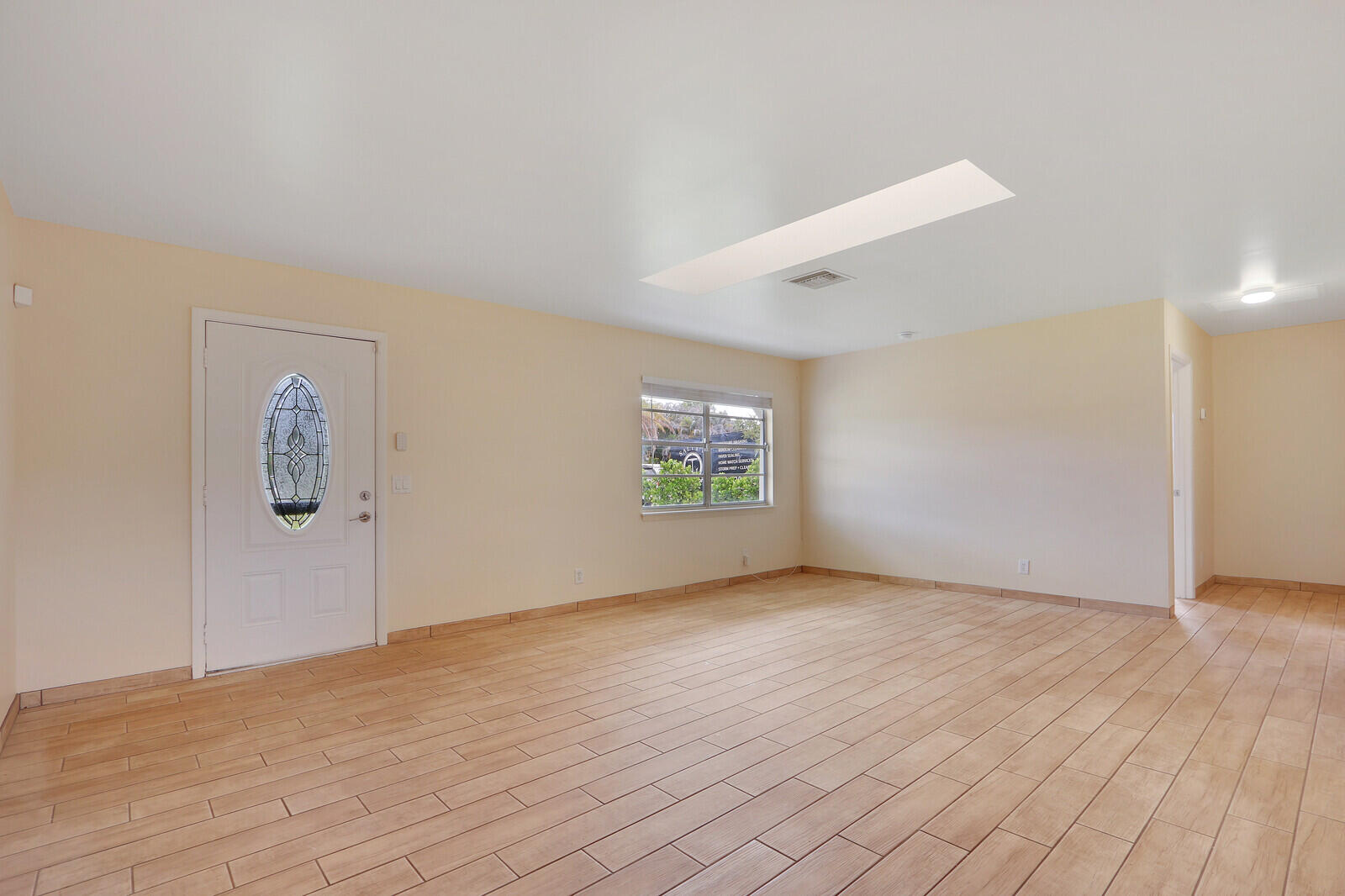 8340 Se Camellia Drive Property Photo 4