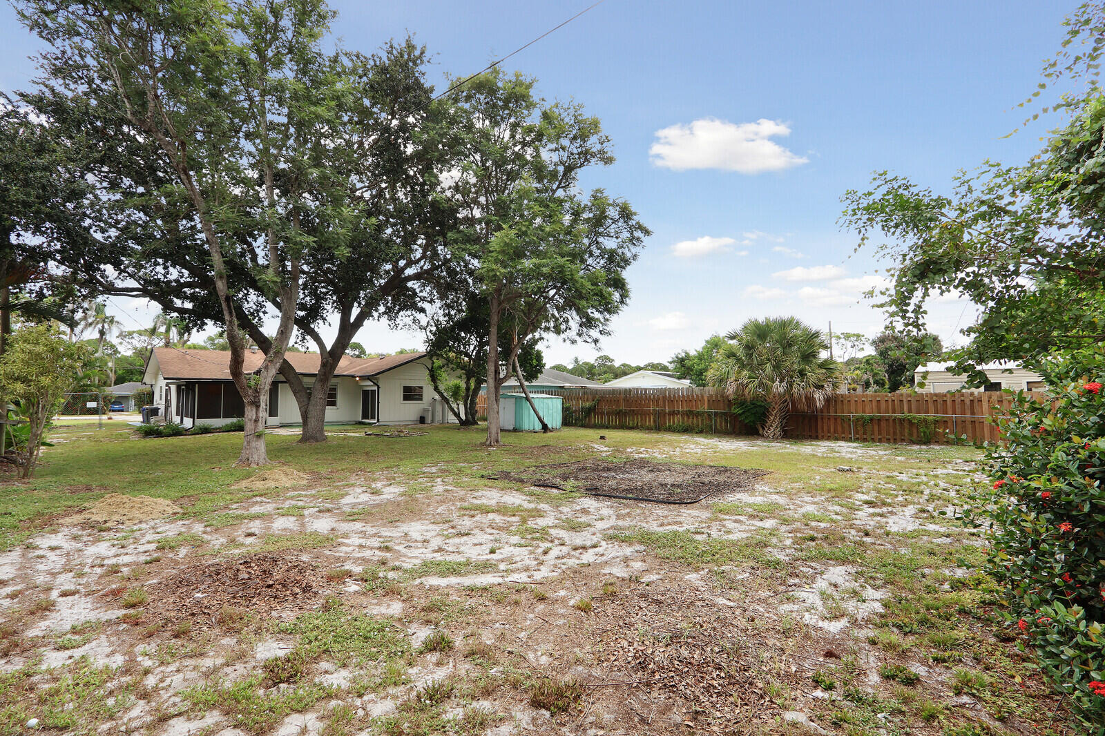 8340 Se Camellia Drive Property Photo 32