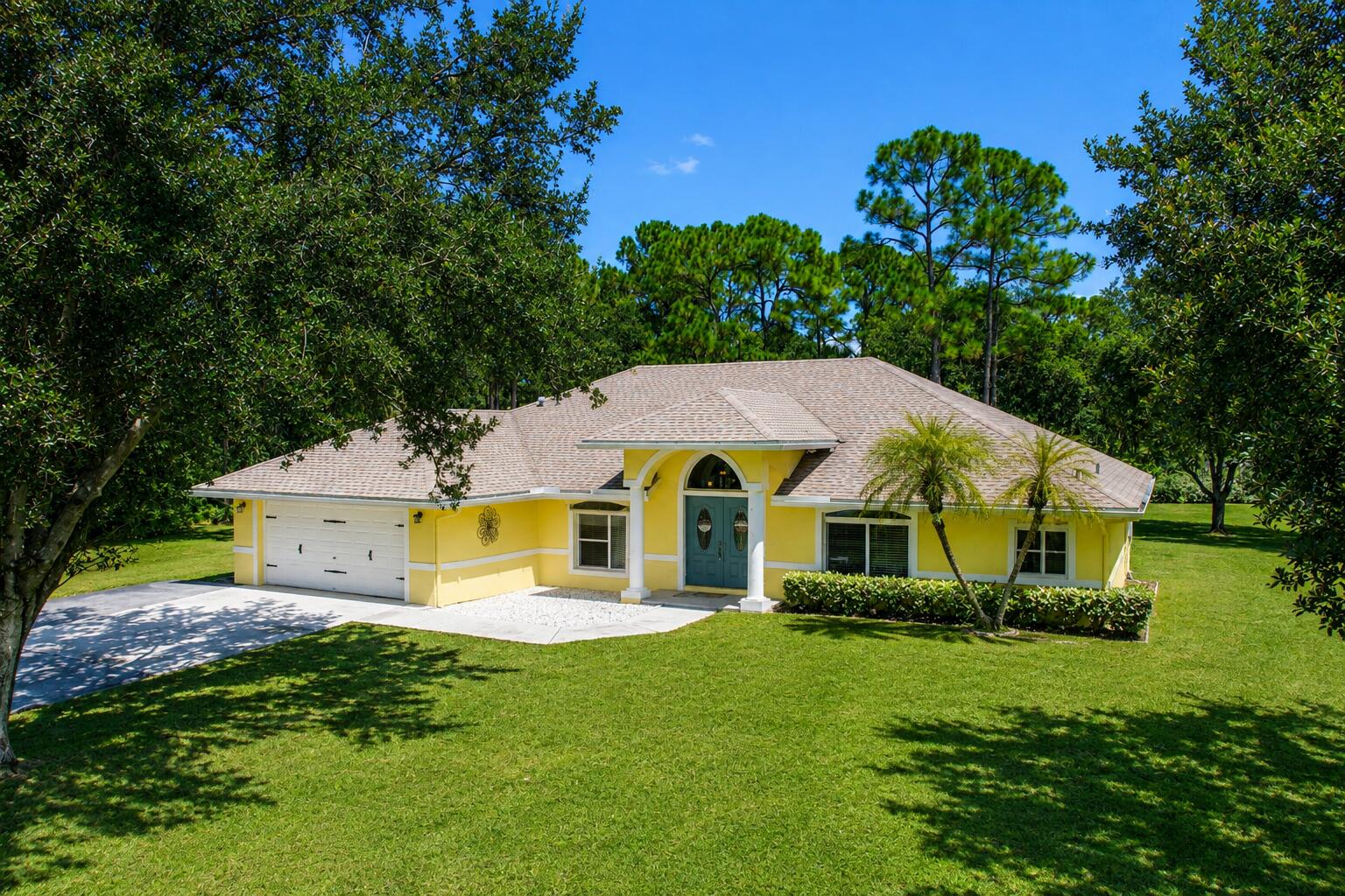 17037 92nd Lane N Property Photo 4