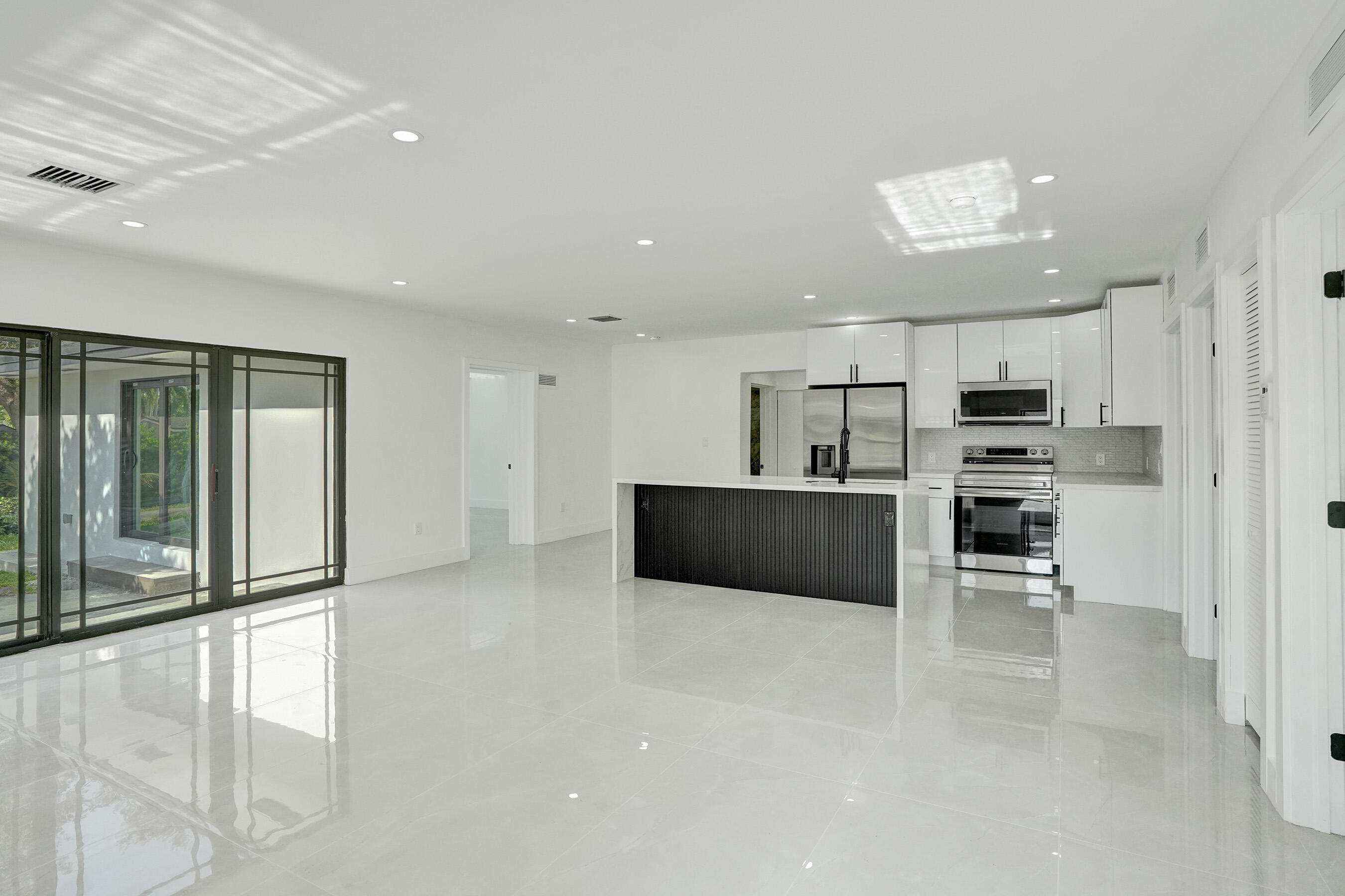 3234 Taft Street Property Photo 60