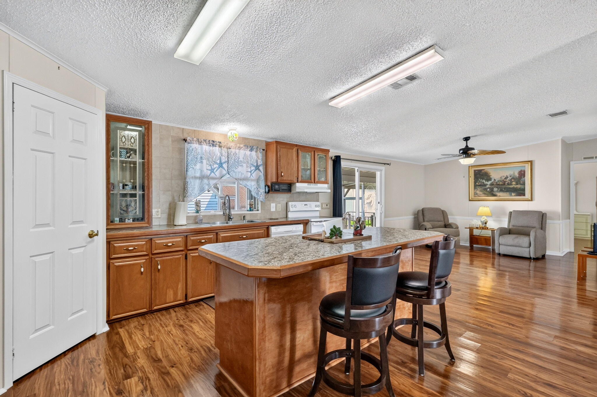 23 Mediterranean Boulevard W Property Photo 17