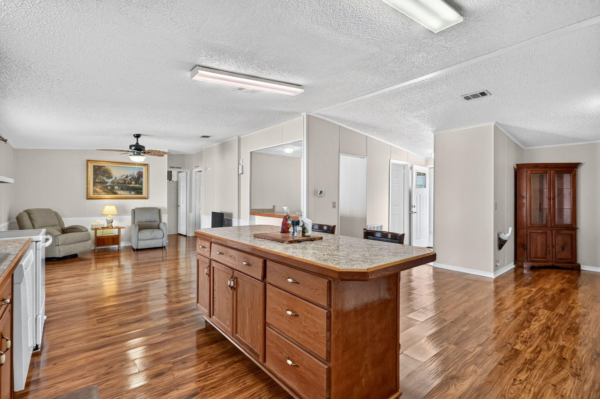 23 Mediterranean Boulevard W Property Photo 18