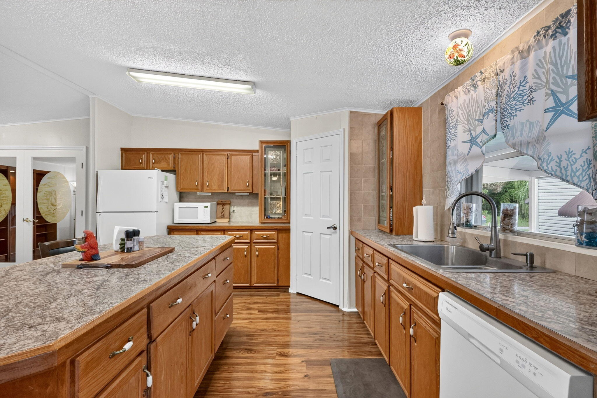 23 Mediterranean Boulevard W Property Photo 19