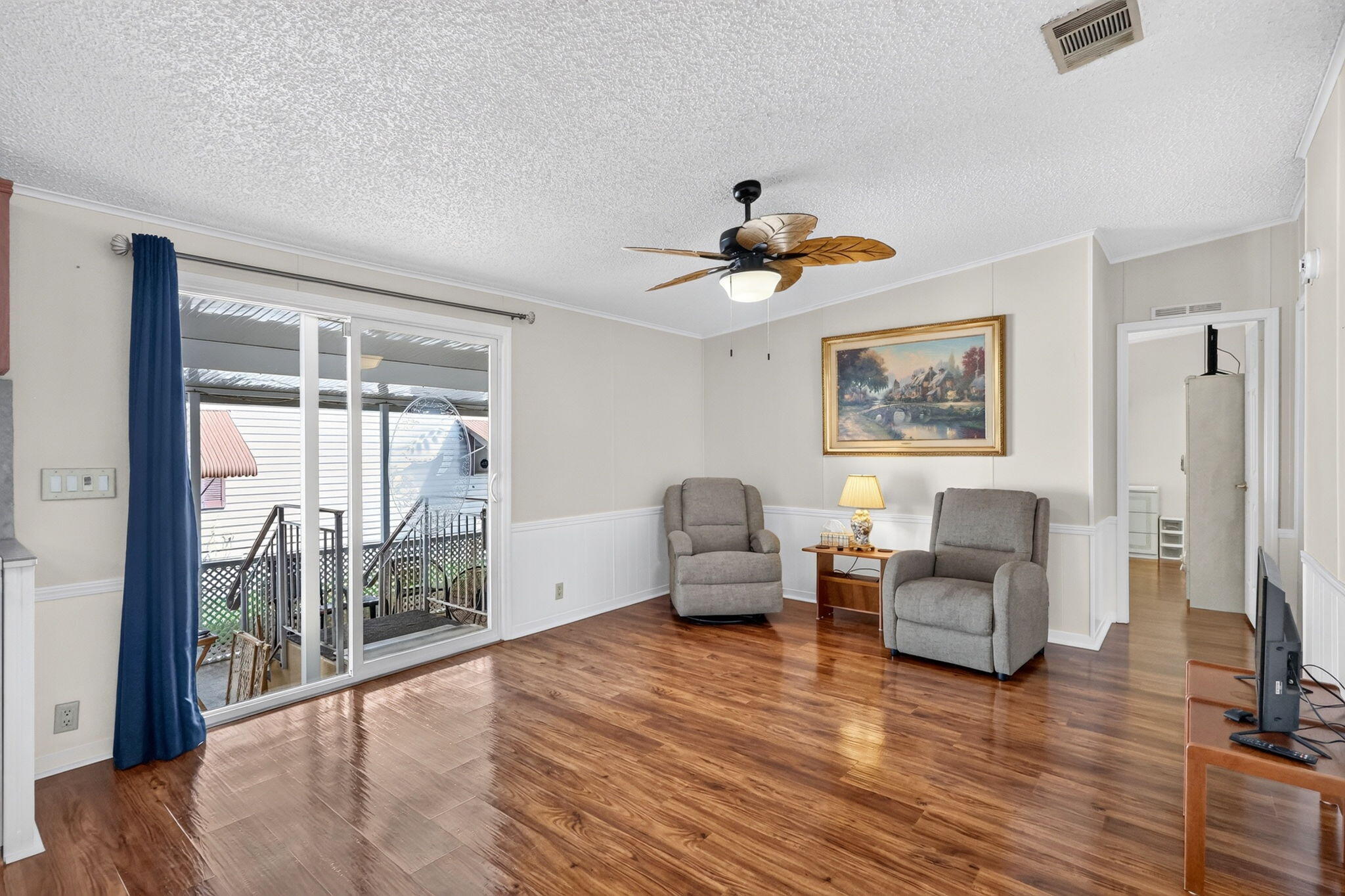 23 Mediterranean Boulevard W Property Photo 21