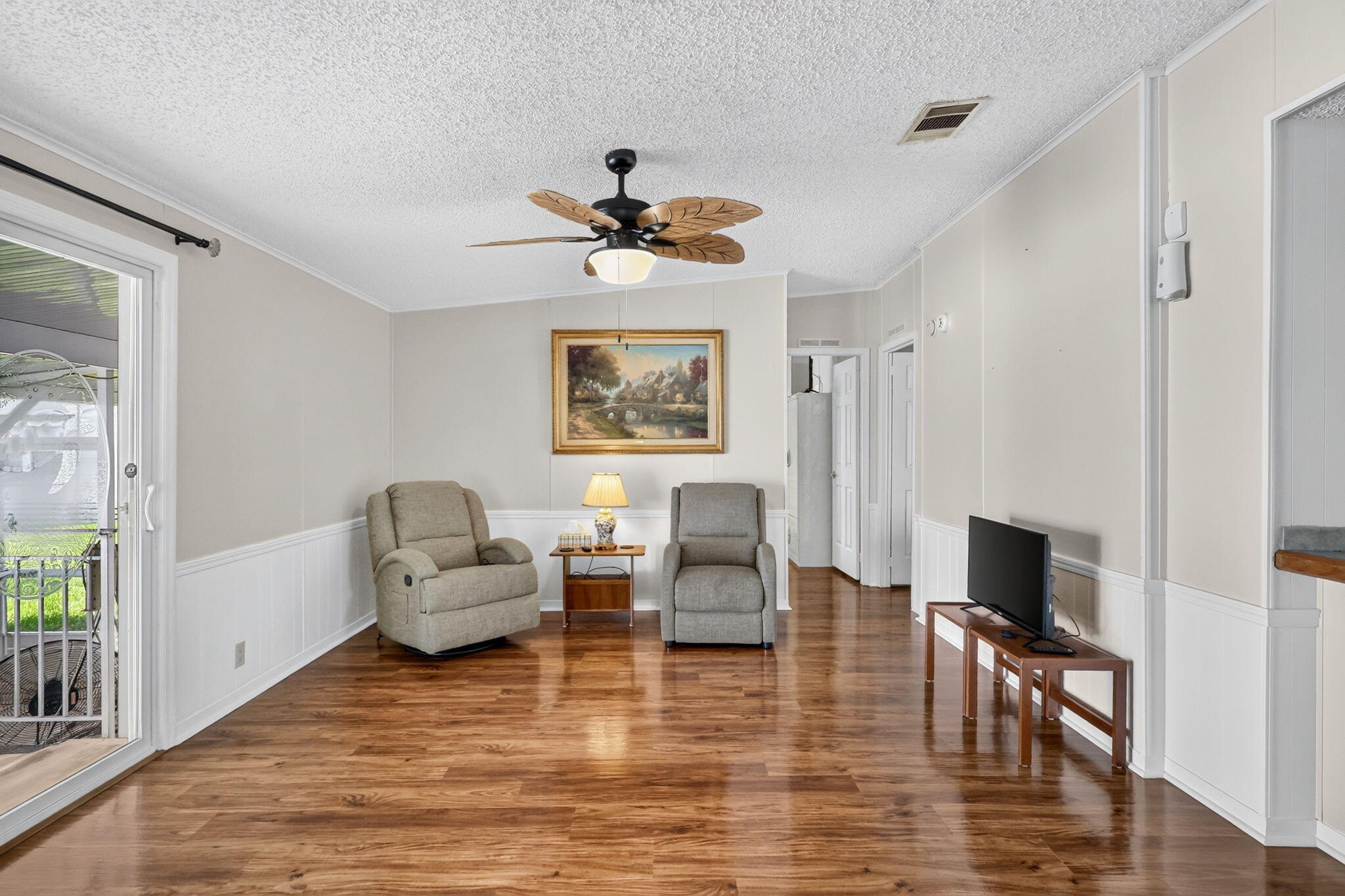 23 Mediterranean Boulevard W Property Photo 22