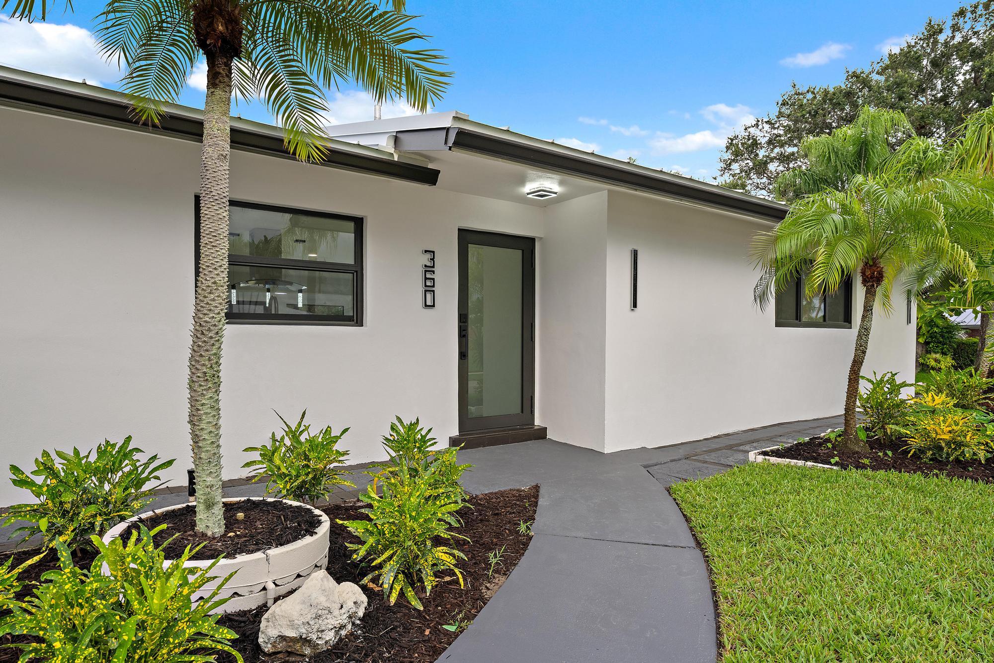 360 Saturn Avenue Property Photo 34