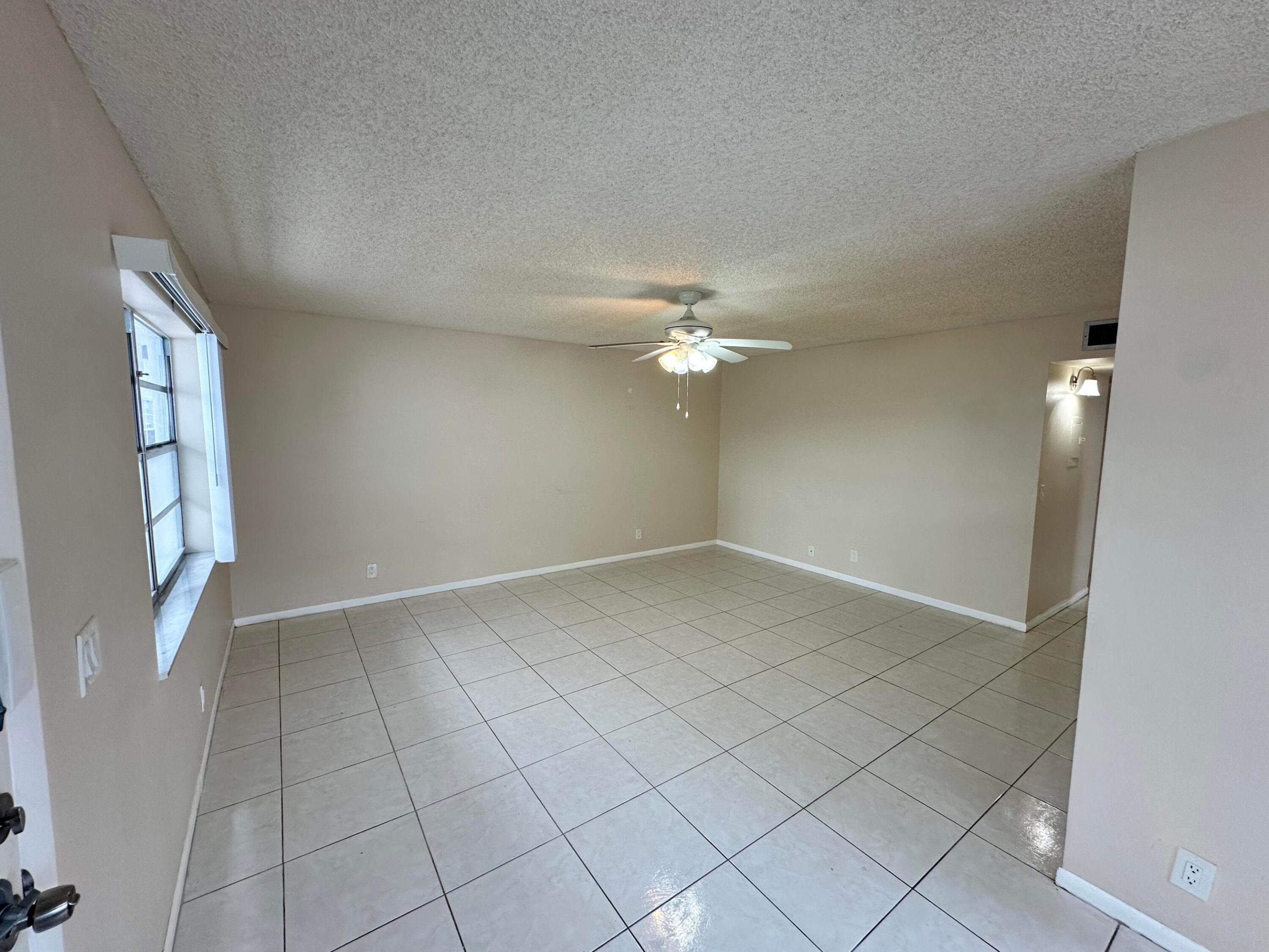 811 Flanders Q Property Photo 6