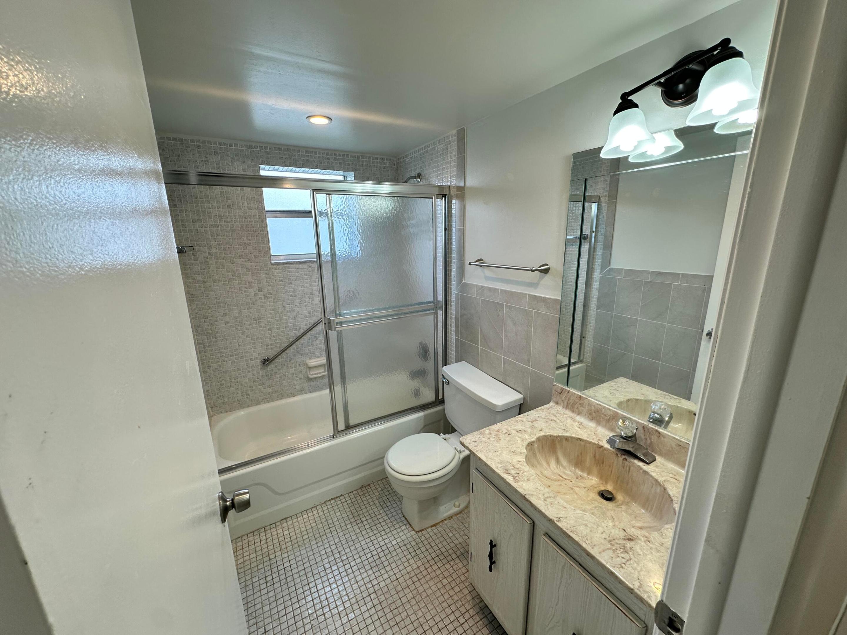 811 Flanders Q Property Photo 18