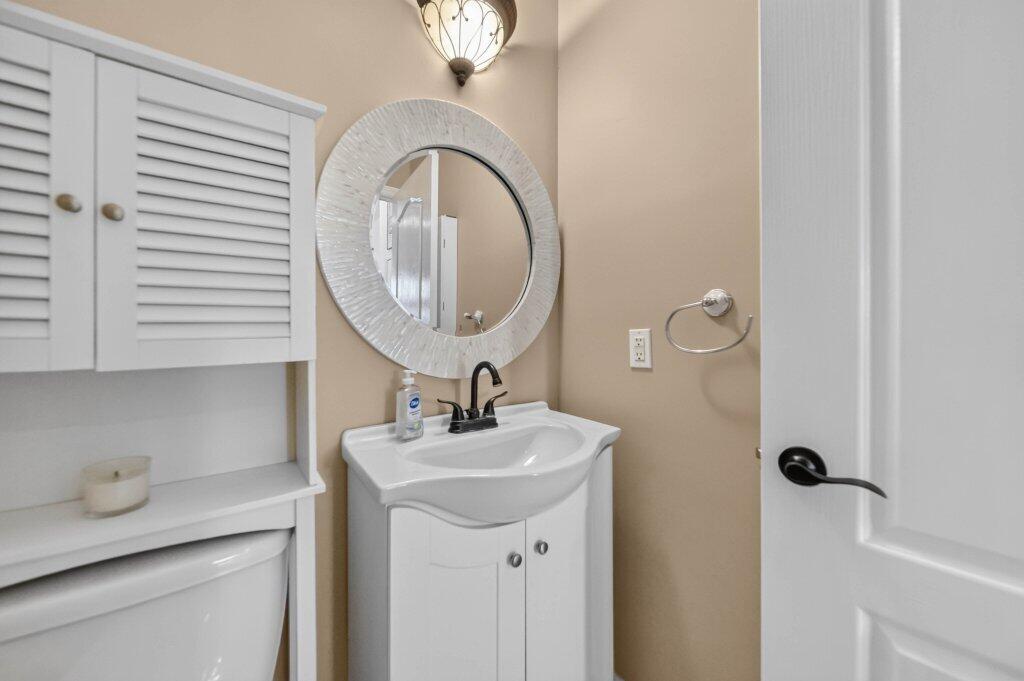 913 Sw Lighthouse Drive Property Photo 21