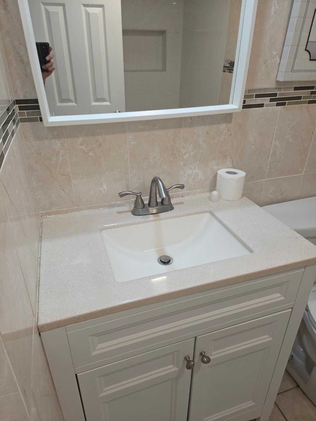 2401 Riverside Drive 306-b Property Photo 4