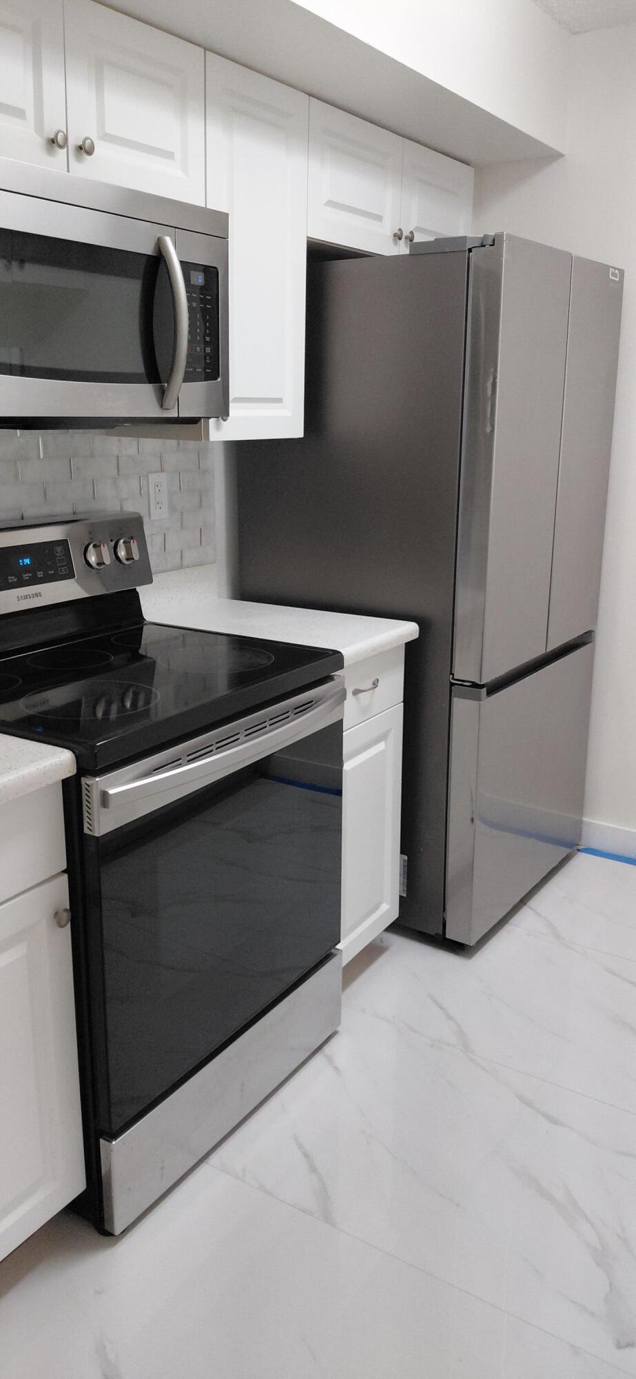 18276 Mediterranean Boulevard 4-6 Property Photo 4