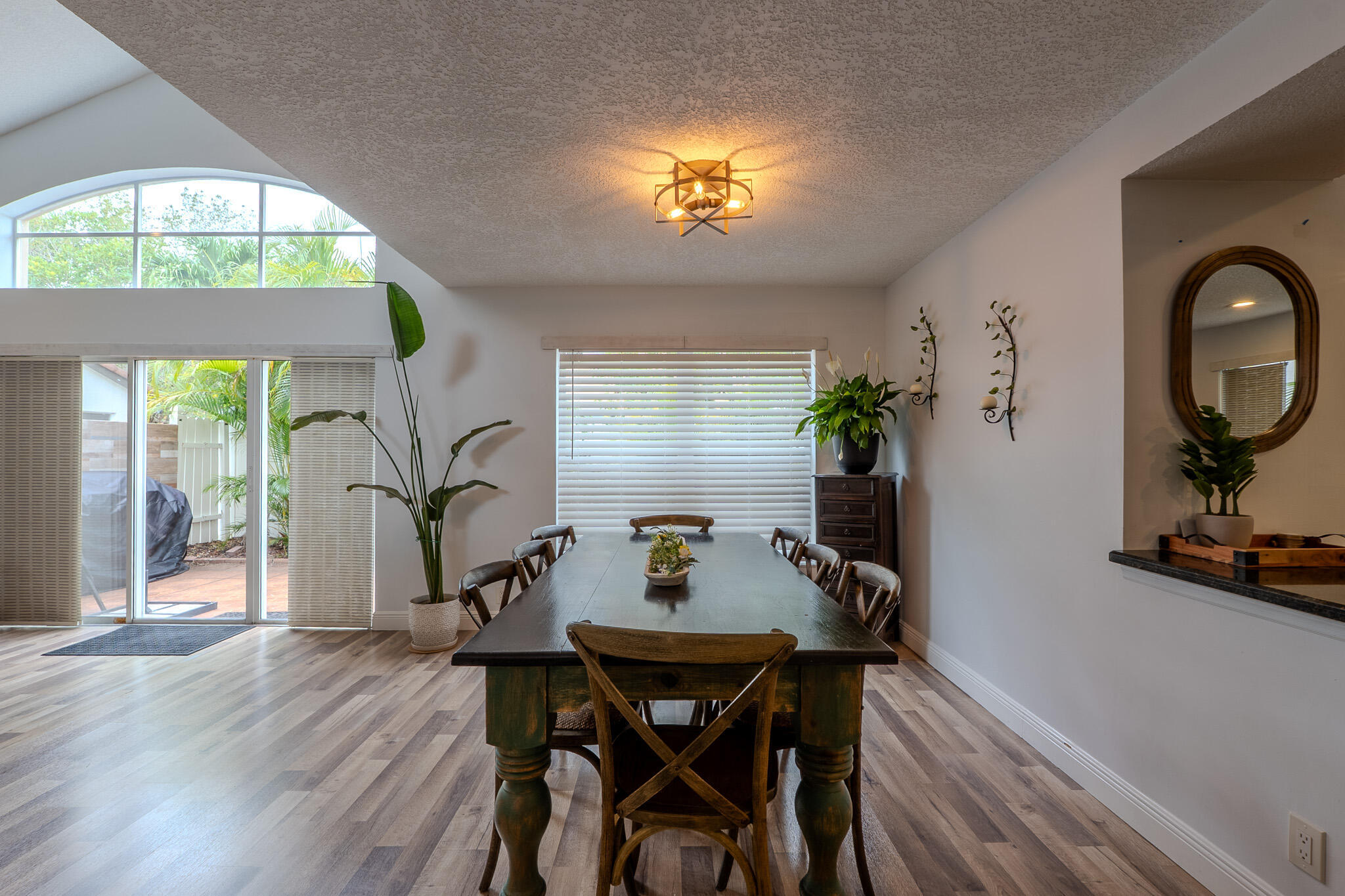 6359 Harbour Star Drive Property Photo 6