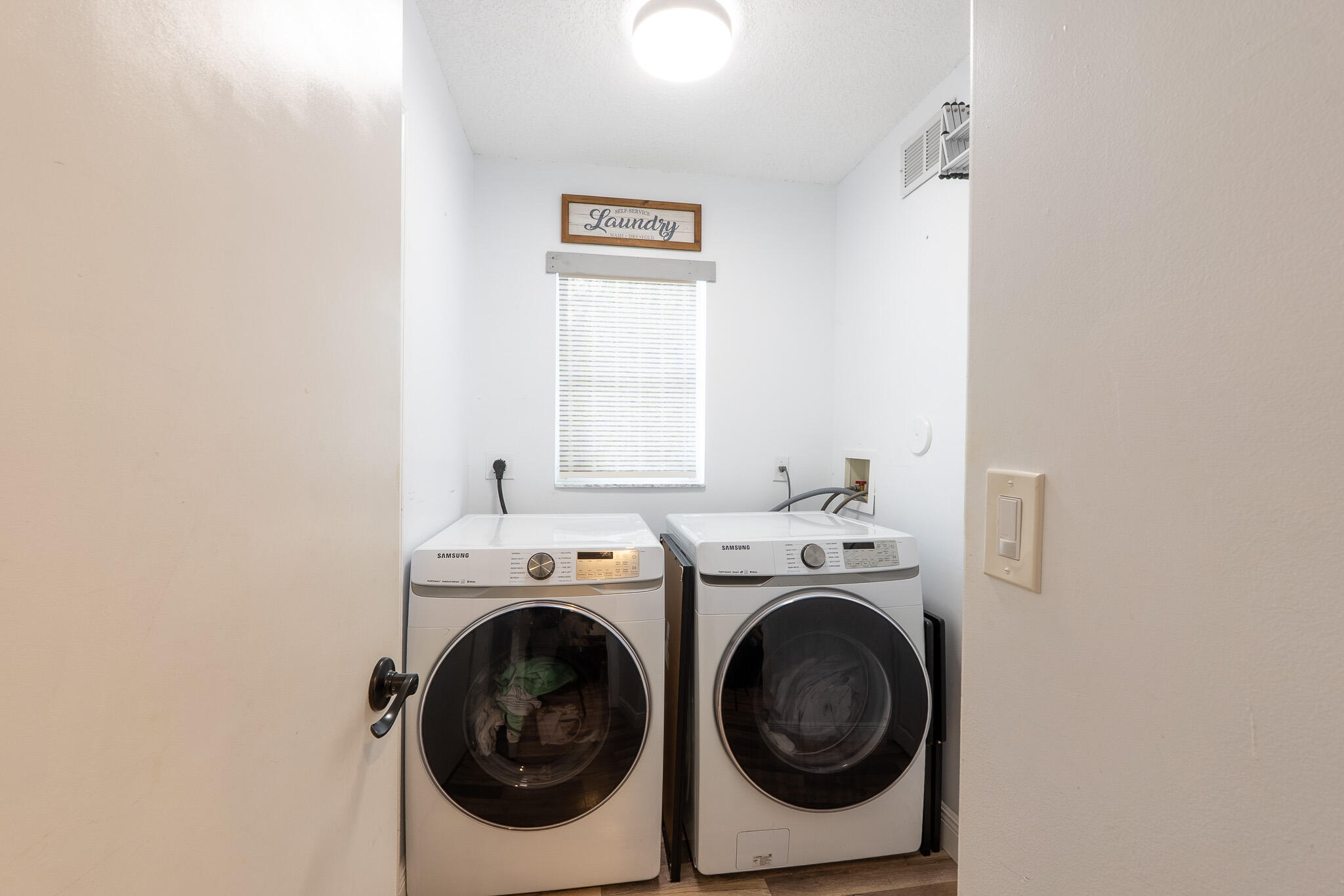 6359 Harbour Star Drive Property Photo 13