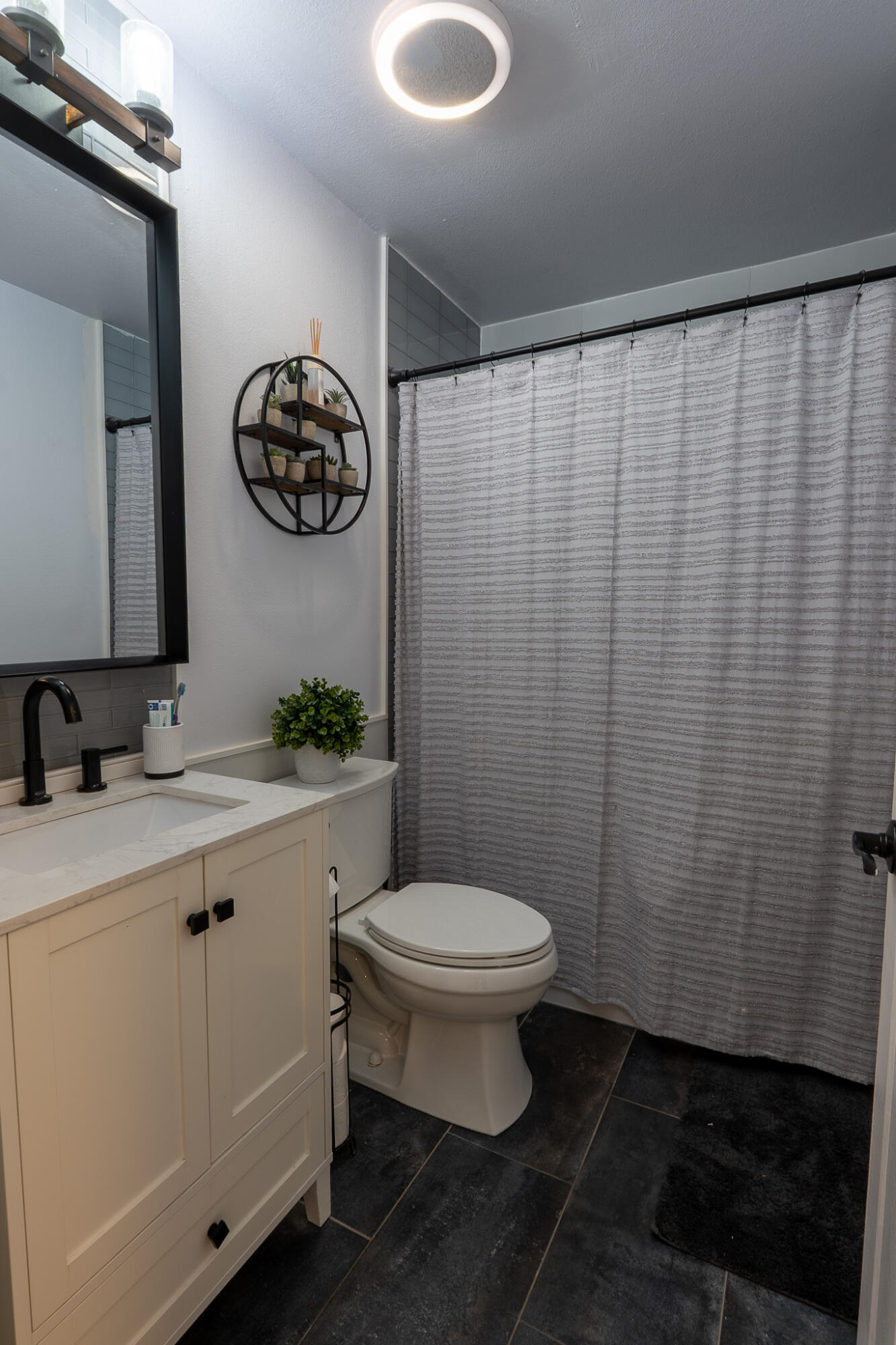 6359 Harbour Star Drive Property Photo 17