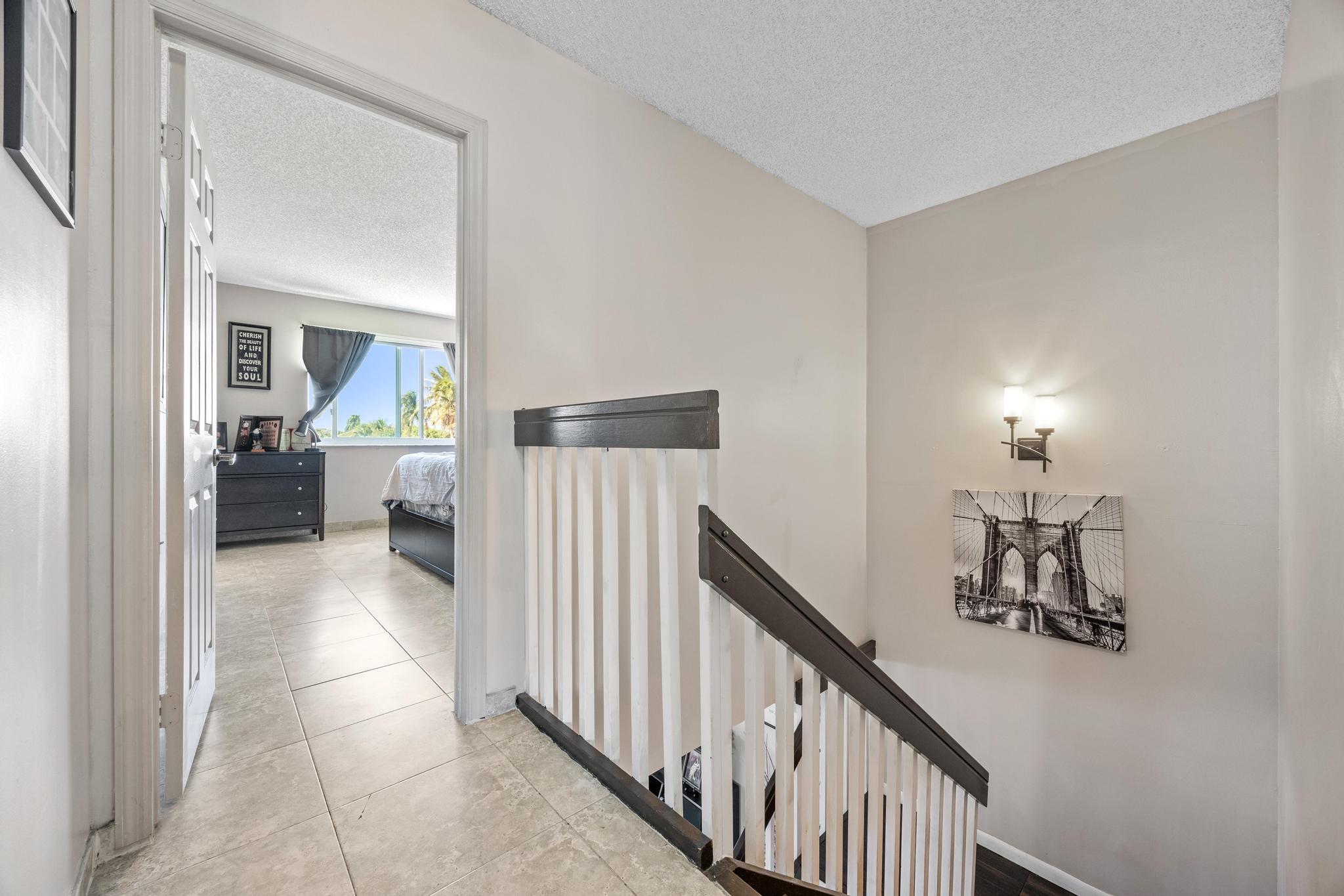 940 Sw 96th Avenue Property Photo 17