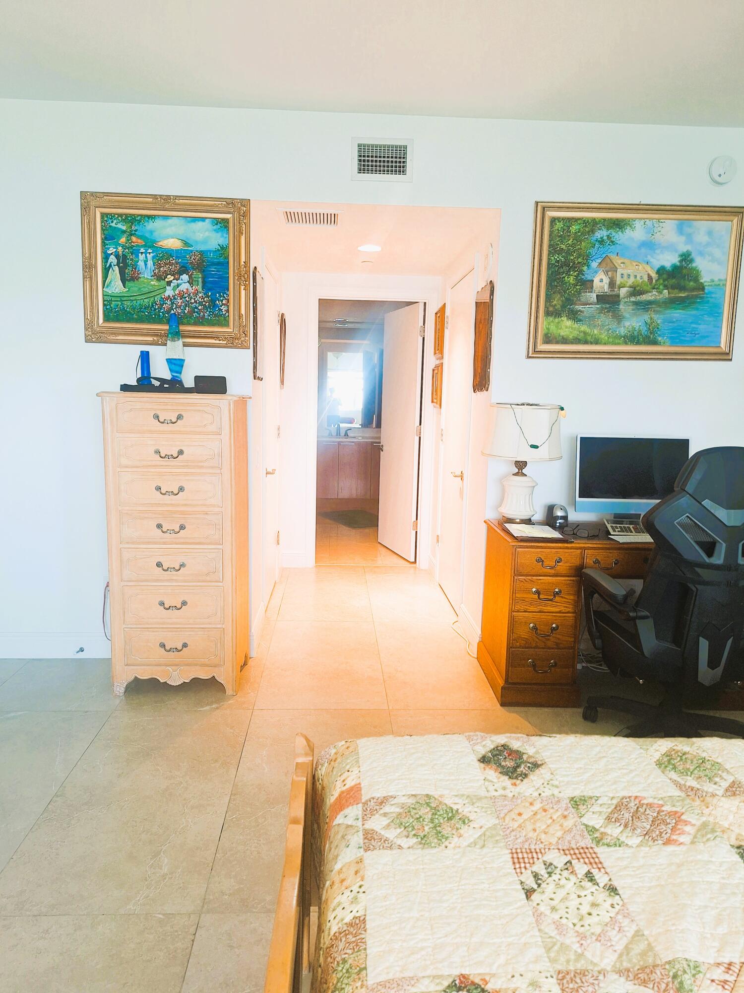 2650 Lake Shore Drive 1705 Property Photo 13
