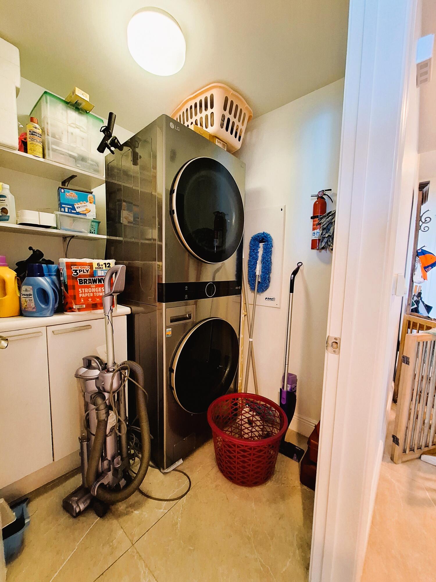 2650 Lake Shore Drive 1705 Property Photo 26