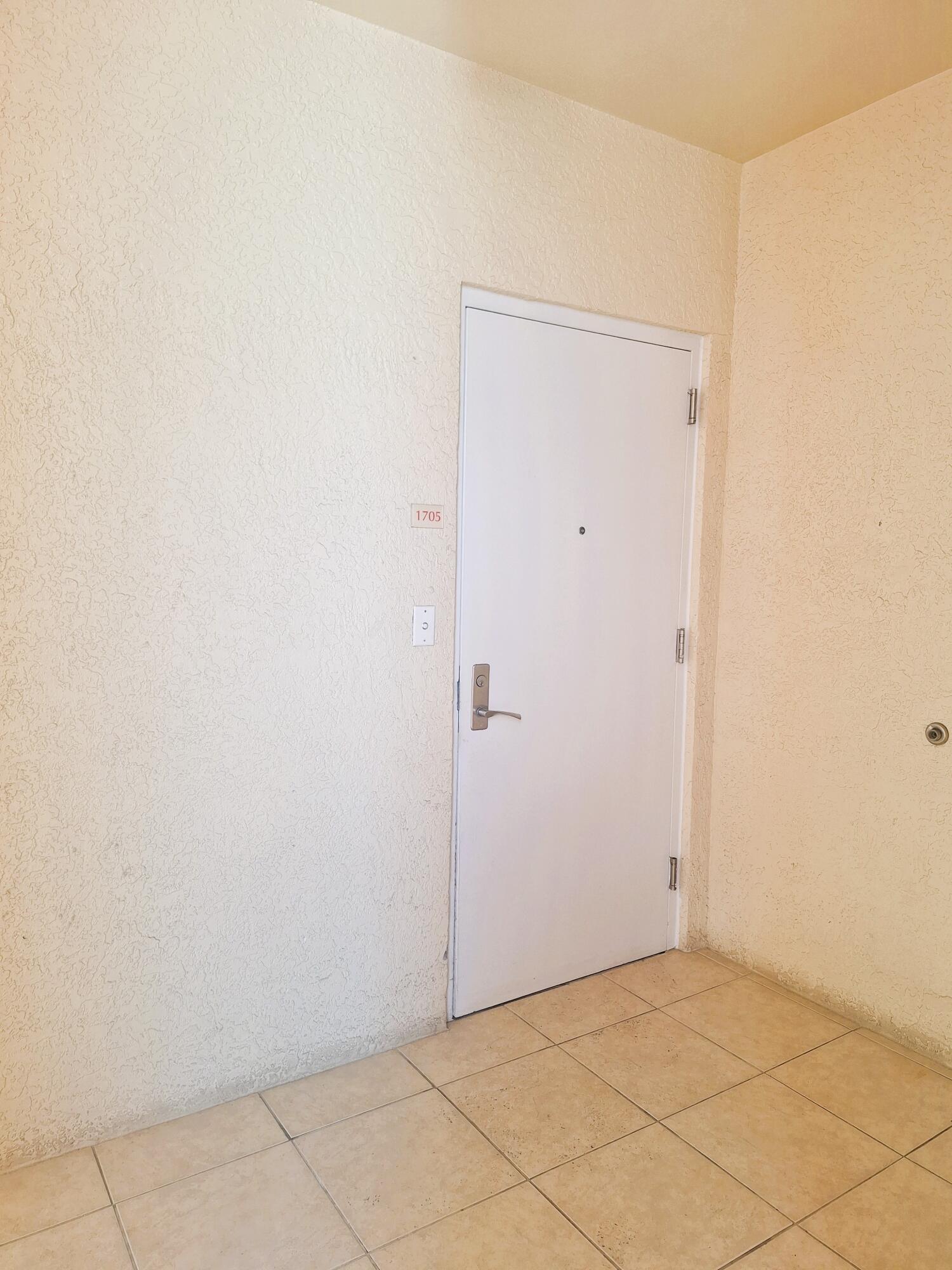 2650 Lake Shore Drive 1705 Property Photo 29