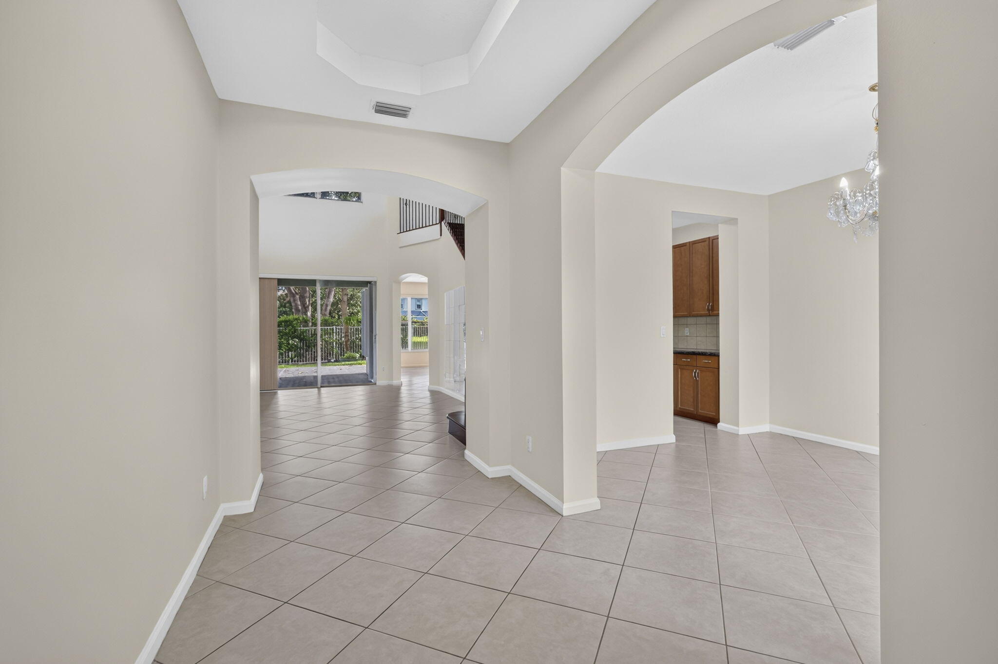 9479 Sedgewood Drive Property Photo 6