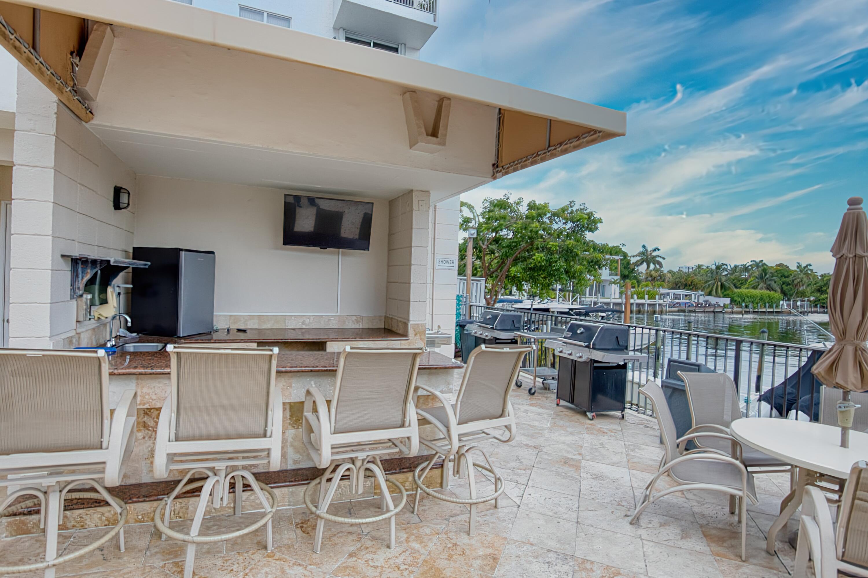 1401 S Ocean Boulevard 702 Property Photo 34