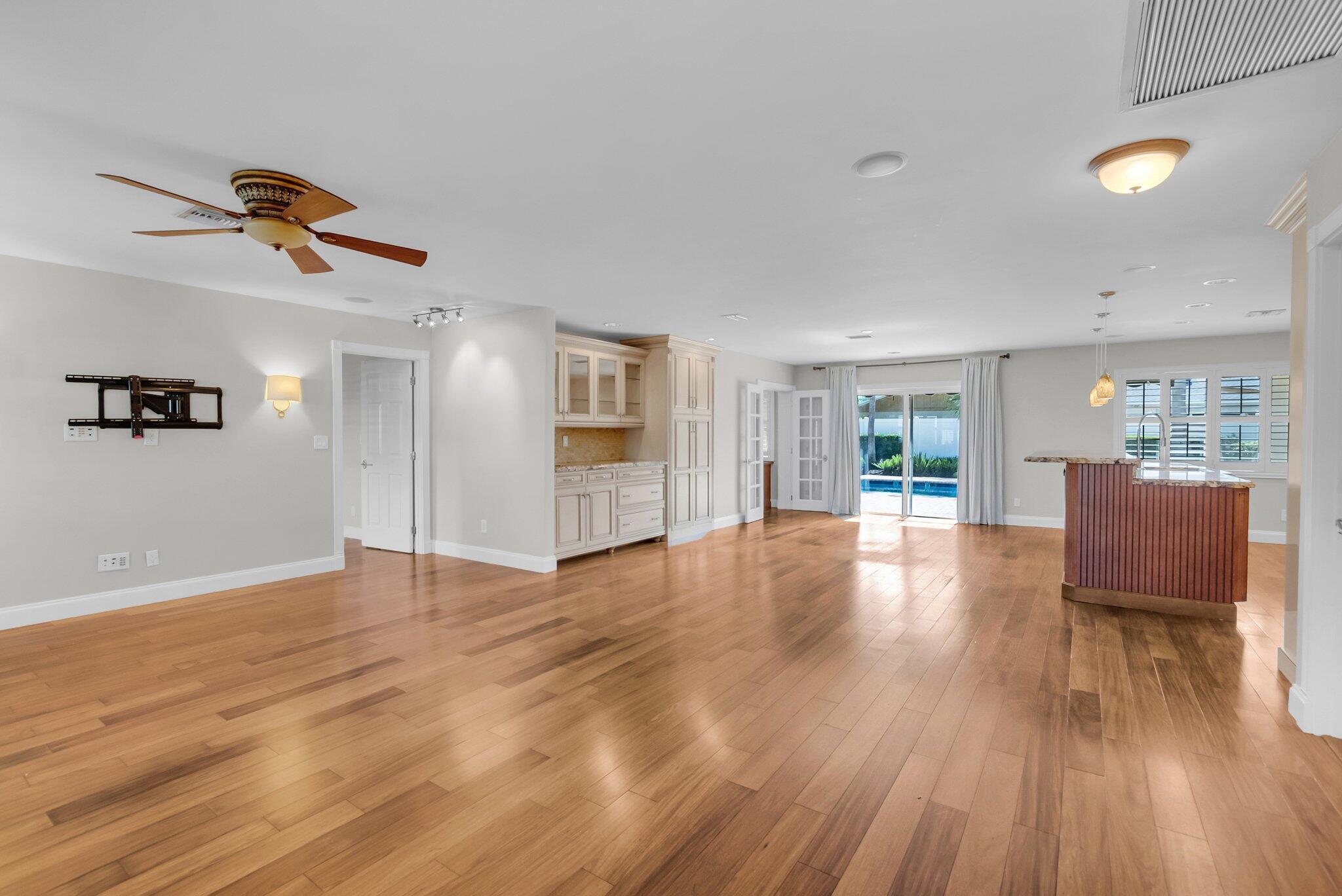 1008 Sw 12th Avenue Property Photo 4