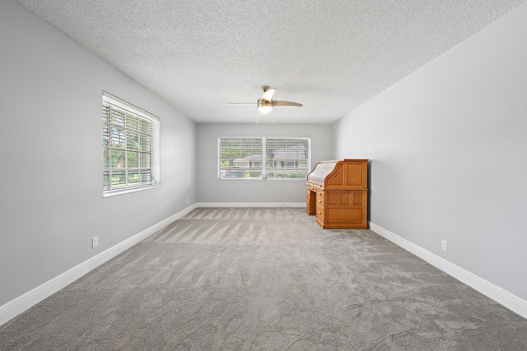 10168 S 40th Trail S 278 Property Photo 6