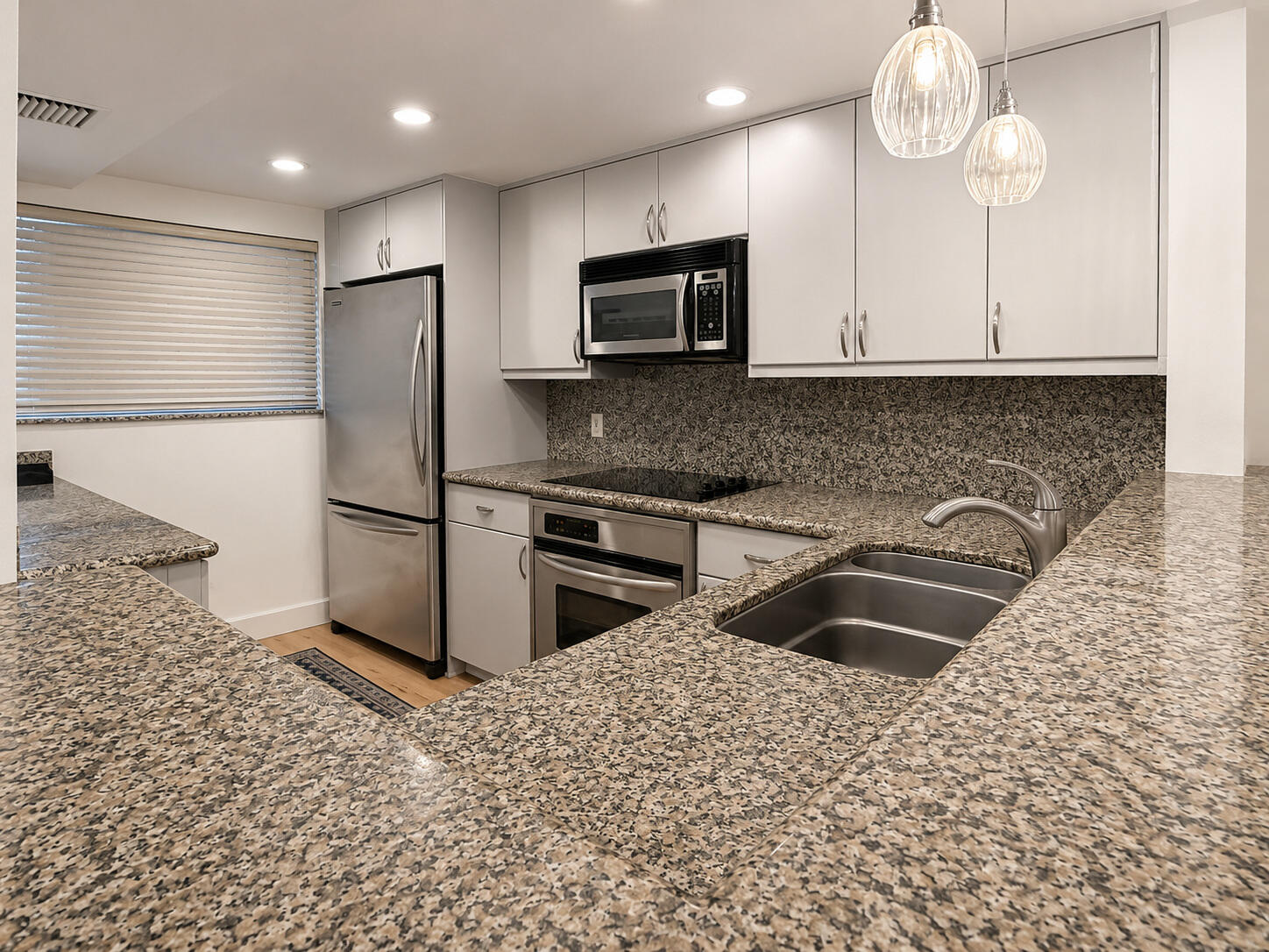 3605 S Ocean Boulevard 123 Property Photo 7