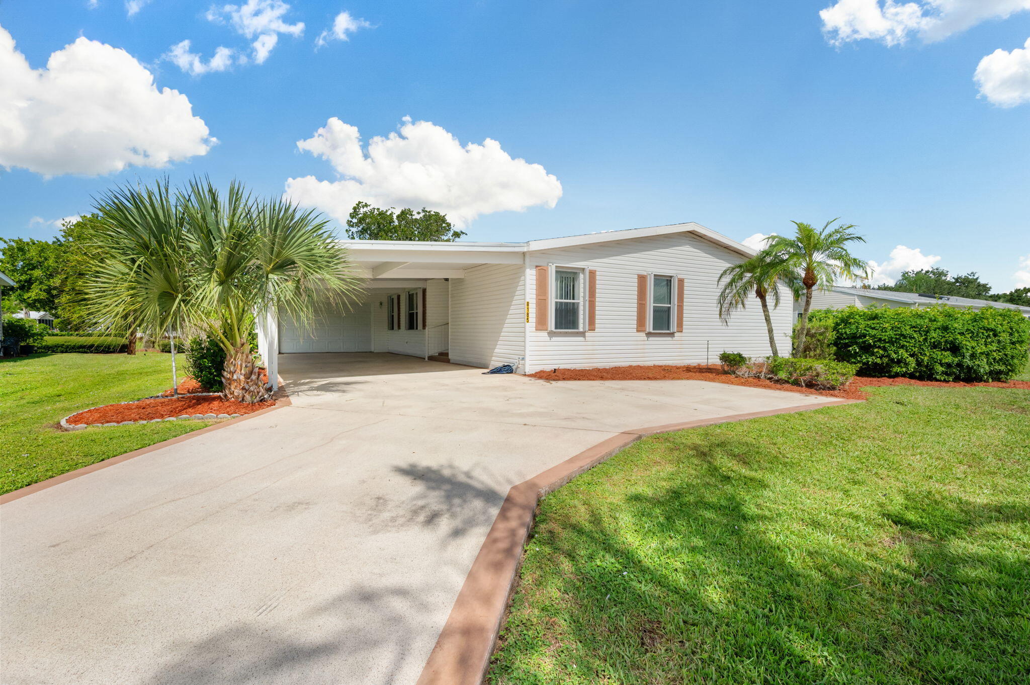 8185 14TH HOLE Drive Property Photo 1