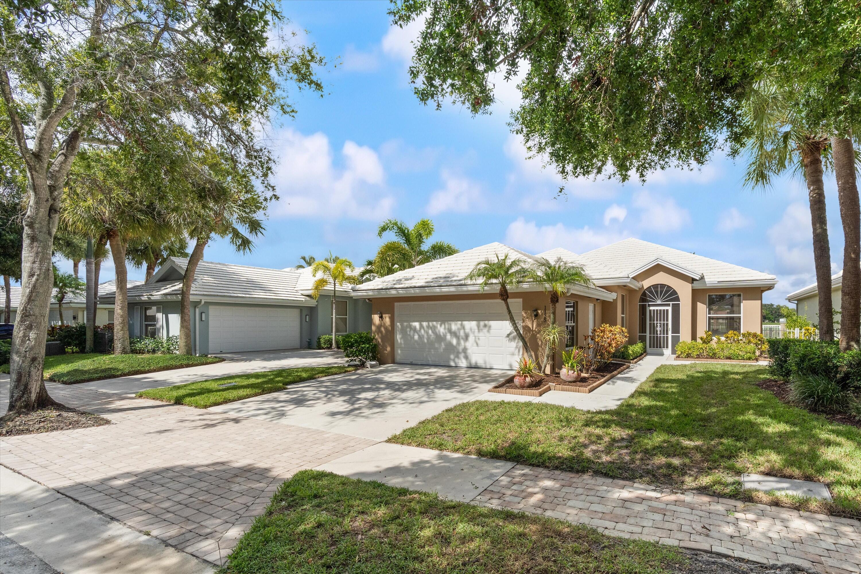 1115 Gator Trail Property Photo 4