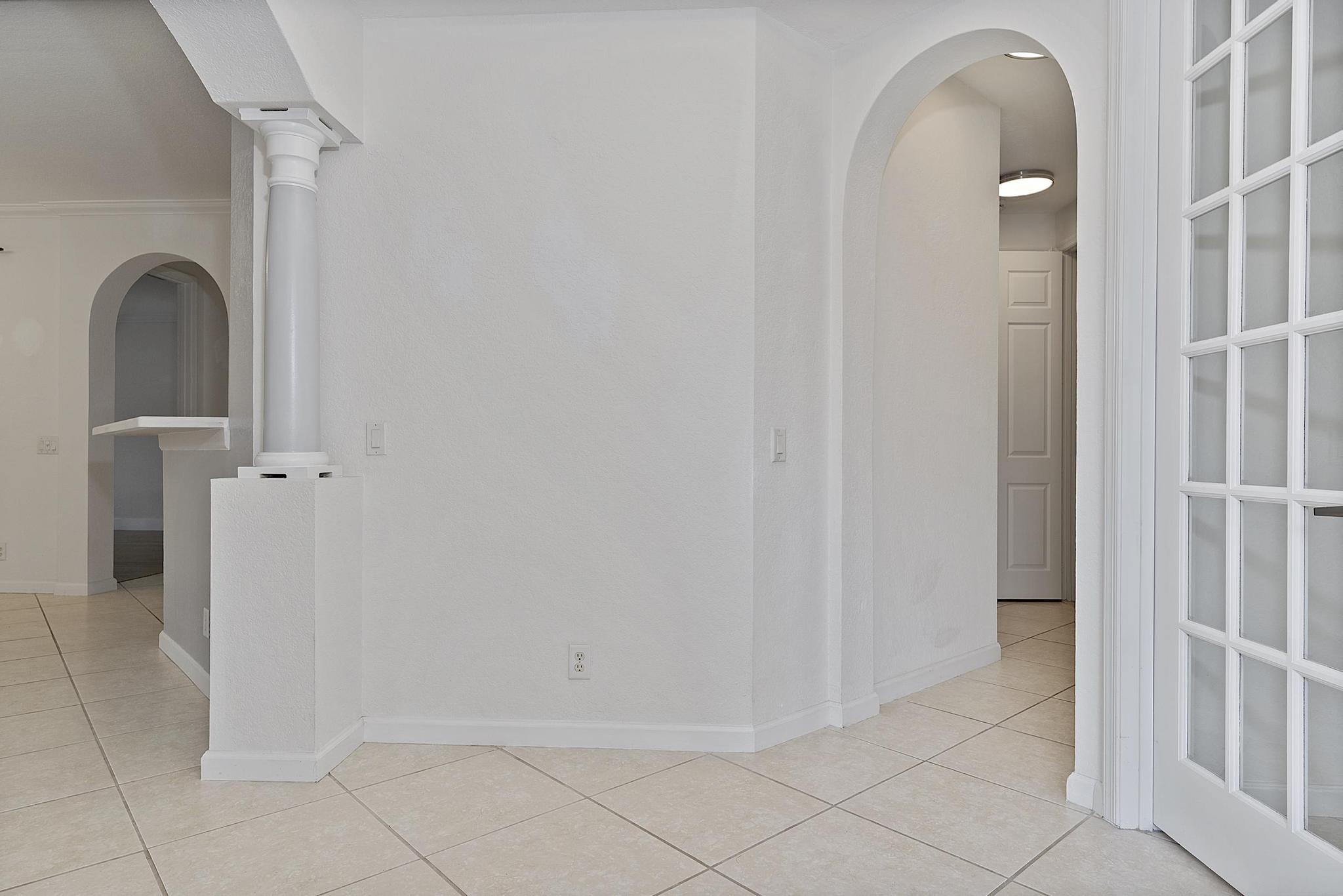 2742 Kinsington Circle Property Photo 8