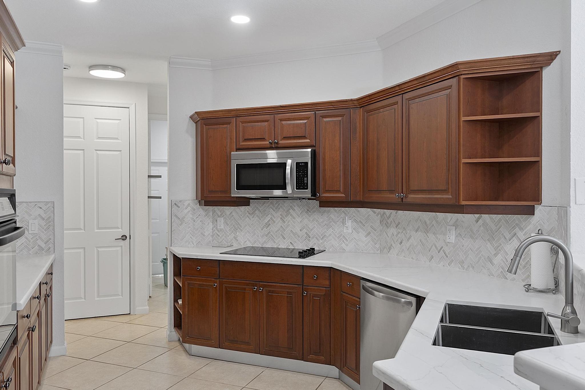 2742 Kinsington Circle Property Photo 11