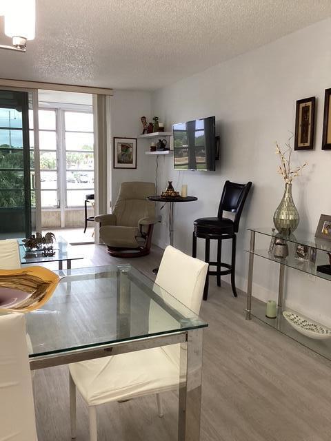 8300 Sunrise Lakes Boulevard 206 Property Photo 6