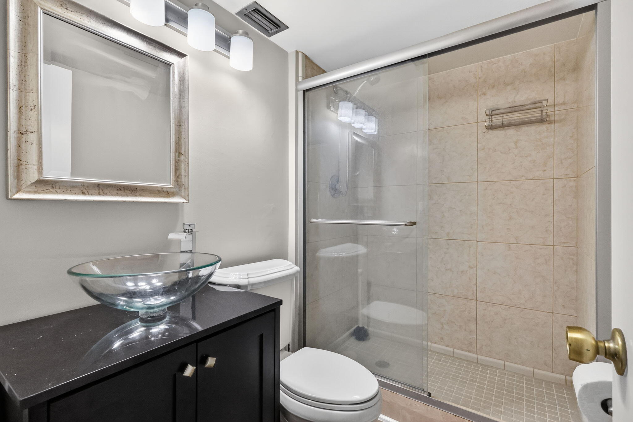 3659 Victoria Drive Property Photo 20