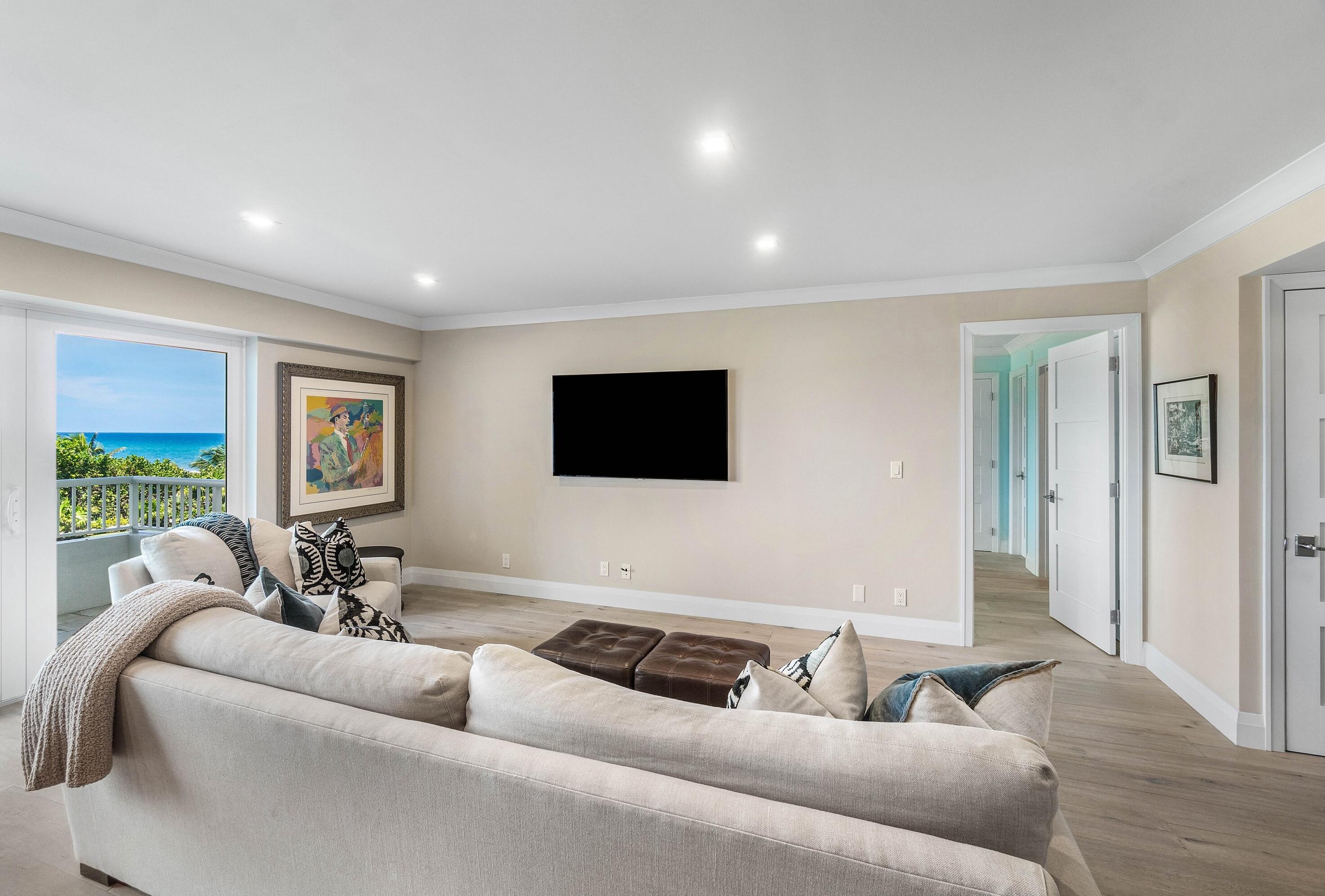 600 S Ocean Boulevard 407 Property Photo 4