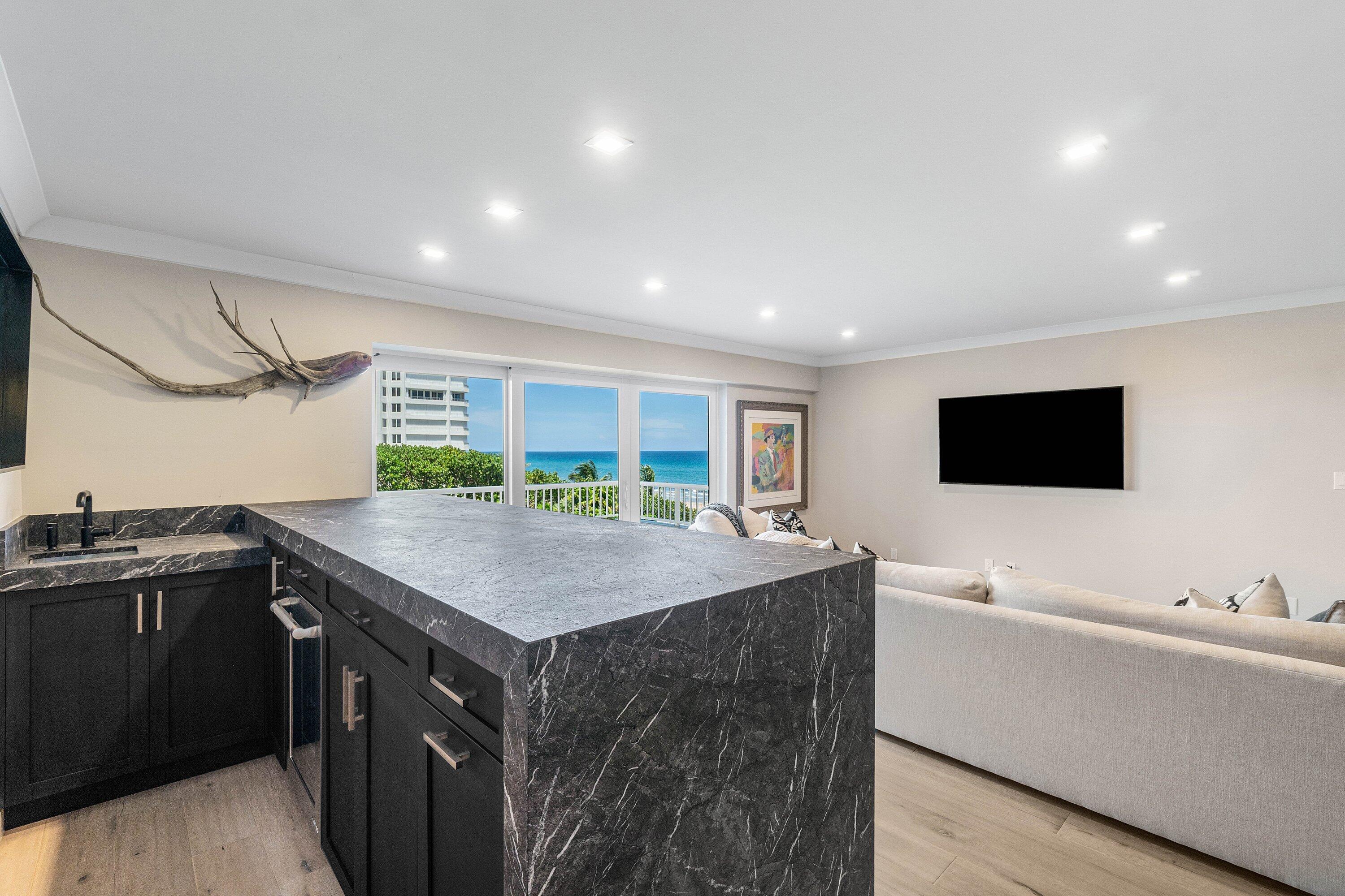 600 S Ocean Boulevard 407 Property Photo 11