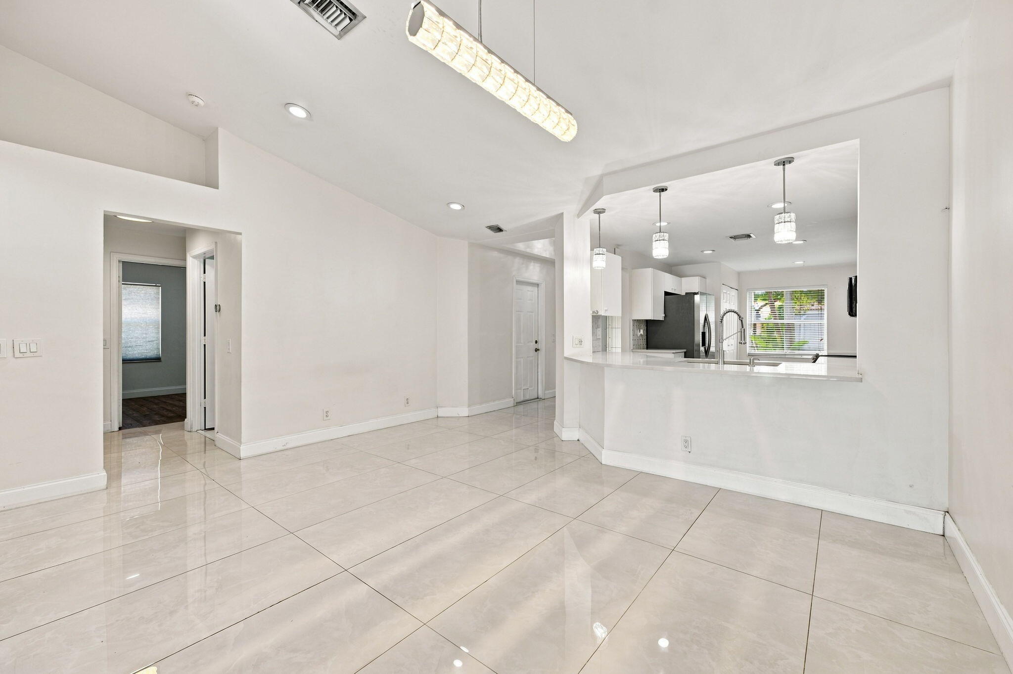 1590 Orion Lane Property Photo 6